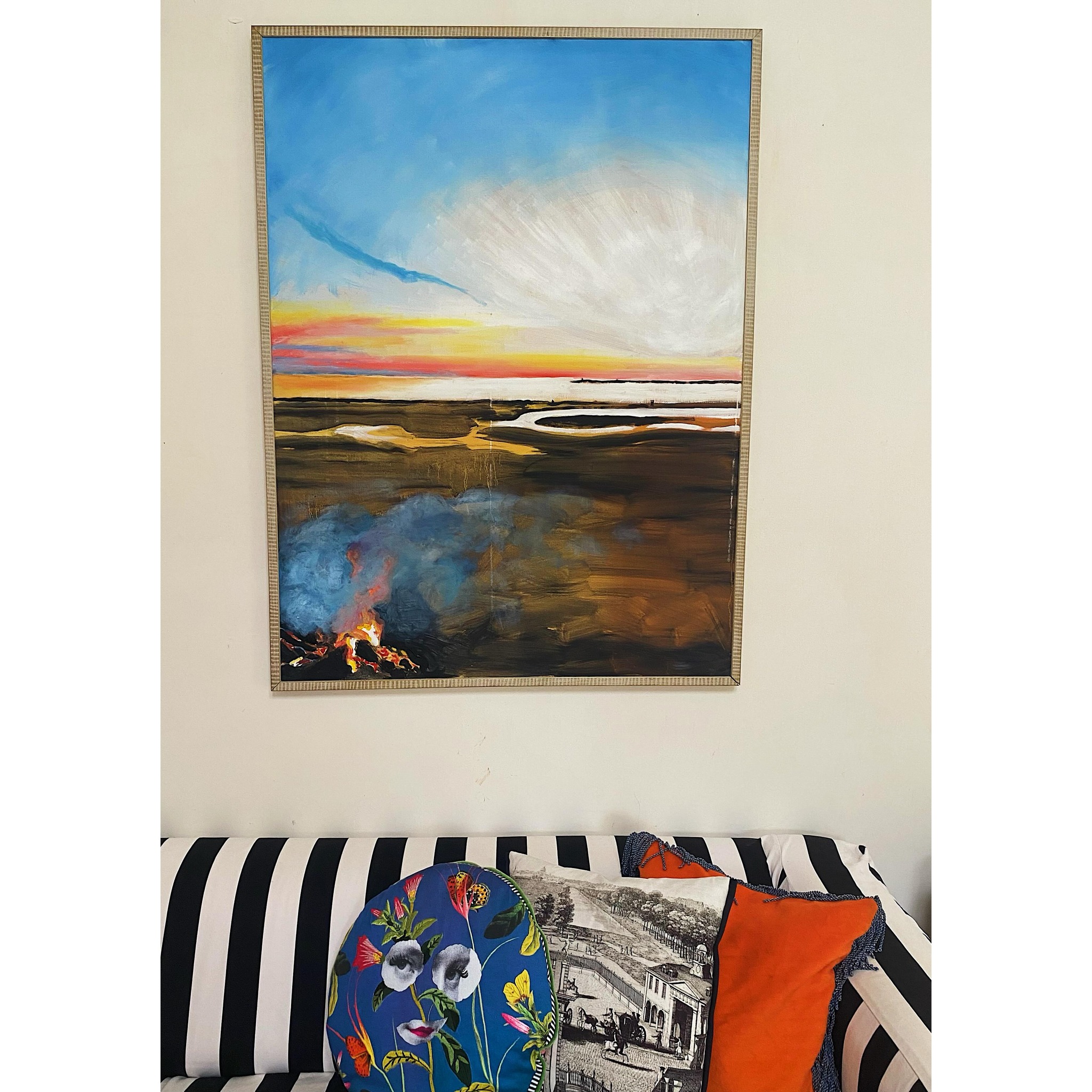 A Christian Lacroix cushion admiring a seascape by @peterhitchin
#symondsburymanor #symondsbury #dorset #bridportdorset #jurrasiccoast #dorsetcoast #englishmanorhouse #englishmanors #englishmanorhousestyle #selfcateringaccommodation #selfcateringholidays #selfcateringholidaysuk #selfcateringholidaysdorset #dorsetholidays #uniqueholidayrentals #englishmanor #christianlacroix