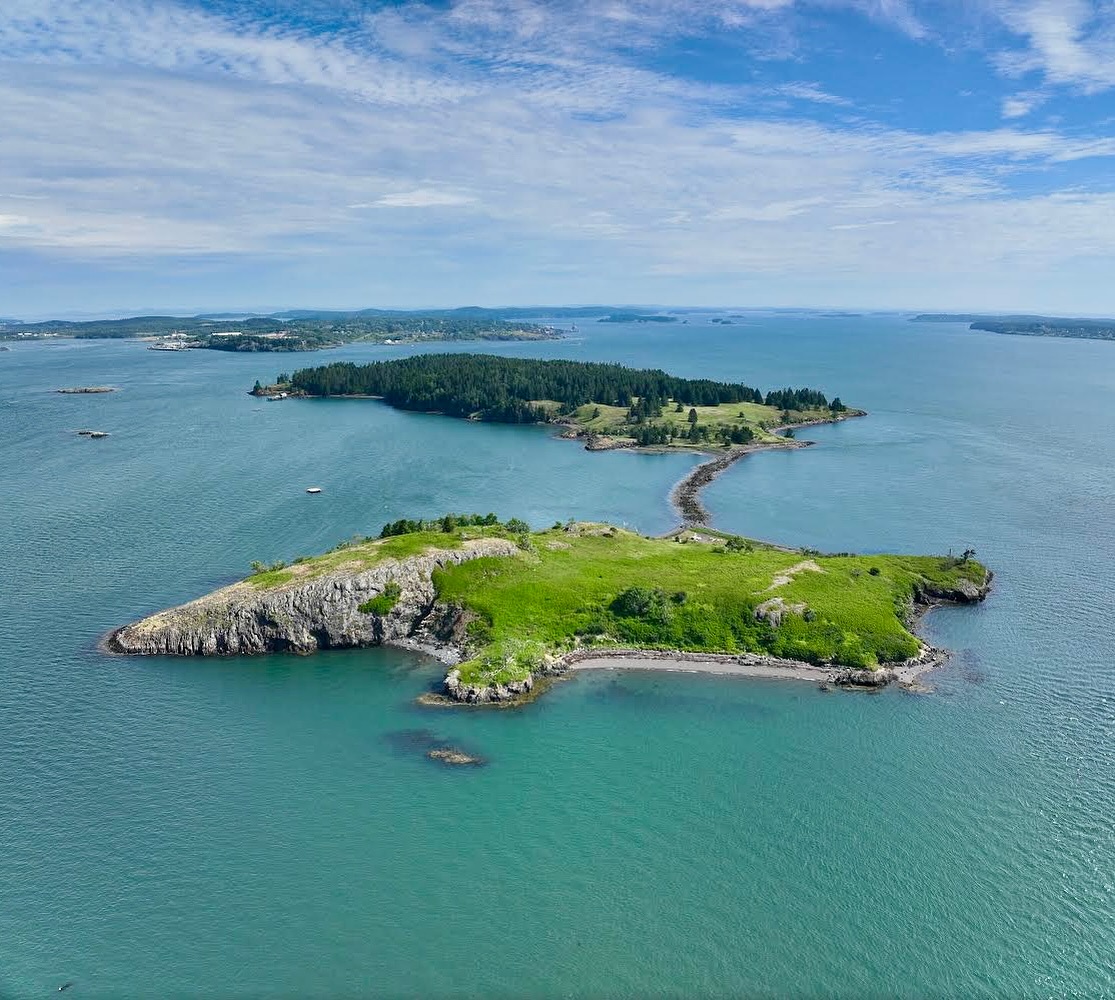 All the way Downeast pre-mapping blueberry fields and paddleboarding out to this island on the Canadian border
#mavic3 #dronephotography #lubec #wildmaineblueberries #agdrones