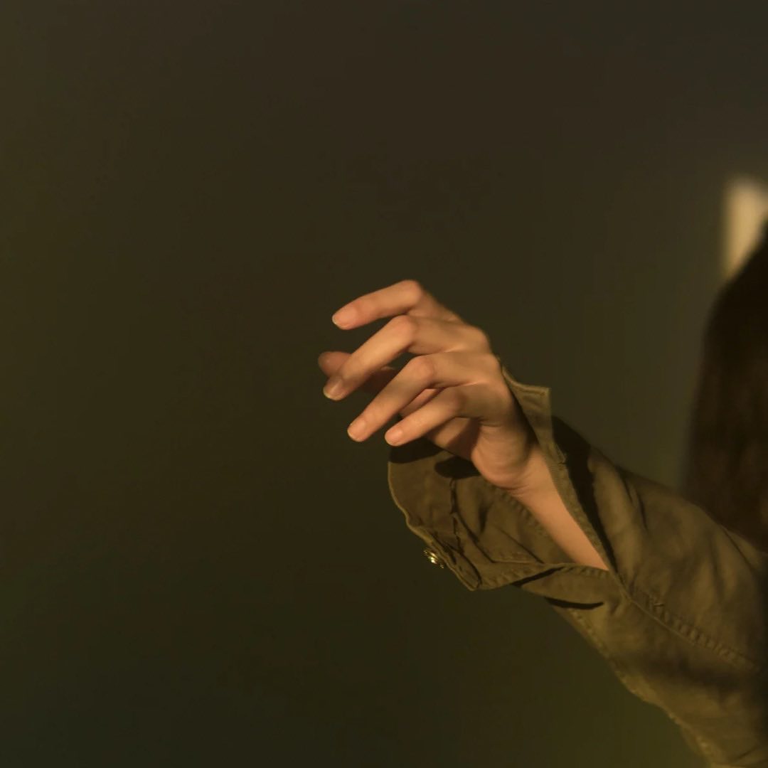 In navigating the landscape of health, the pursuit of wellness can sometimes seem unobtainable. Trying to “research” your health problems can have you lost, confused and maybe even a little hopeless. Health resembles a mosaic, with each piece representing a facet of well-being, things such as how we eat, what we eat, genetics, environment, how we move our body and outlook. The role of a Naturopath is to comprehensively understand and simplify these factors, offering clear steps toward optimal health while providing solace along the way. The aim is to transform this overwhelming terrain into a manageable journey, that is achievable and nurturing. Don't get lost in the health maze; let's navigate it together, you can book an introductory consult if you are feeling lost confused in your health journey >>
Link in Bio.