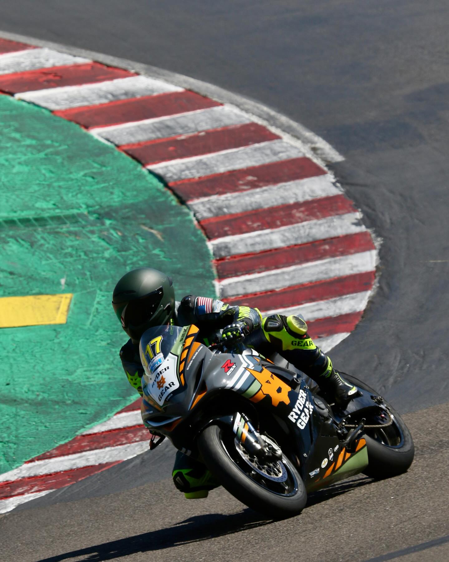 Couldn’t head to Laguna Seca without getting a #corkscrew moment 🏁🏍️💨 😎. That’s a fun drop. @funtrackdayz_woohoo @funtrackdayz1 Thanks to Fun Track Dayz! @oxymoronphotography 📸