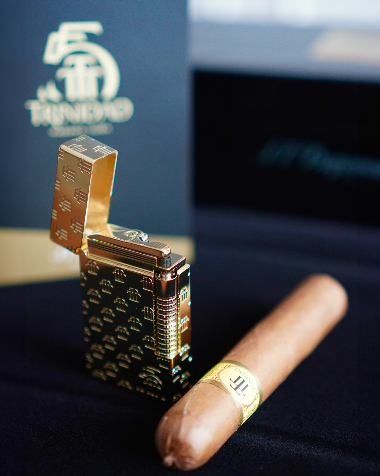 Celebrating the 55th anniversary of arguably the best cigar brand in the world with this limited edition lighter from @stdupont , made specifically for the occasion!
There was a huge event (#hwdlondon) this weekend to celebrate Trinidad’s birthday courtesy of @habanos_oficial
Trinidad is a Cuban cigar brand shrouded in mystique. Founded in 1969, it was originally not available to the public and was used exclusively by Fidel Castro as diplomatic gifts for dignitaries from around the world.
When word got out about this brand, the demand was off the charts and when it was finally released to the public in 1998, Trinidad not only met but exceeded all expectations.
Thank you @habanossg for the cigar to go perfectly with my new lighter.
Stay tuned for a full lighter unboxing blog post and video soon!
In the meantime, enjoy my latest blog post on why men enjoy cigars so much! Link in bio! 👌🏻