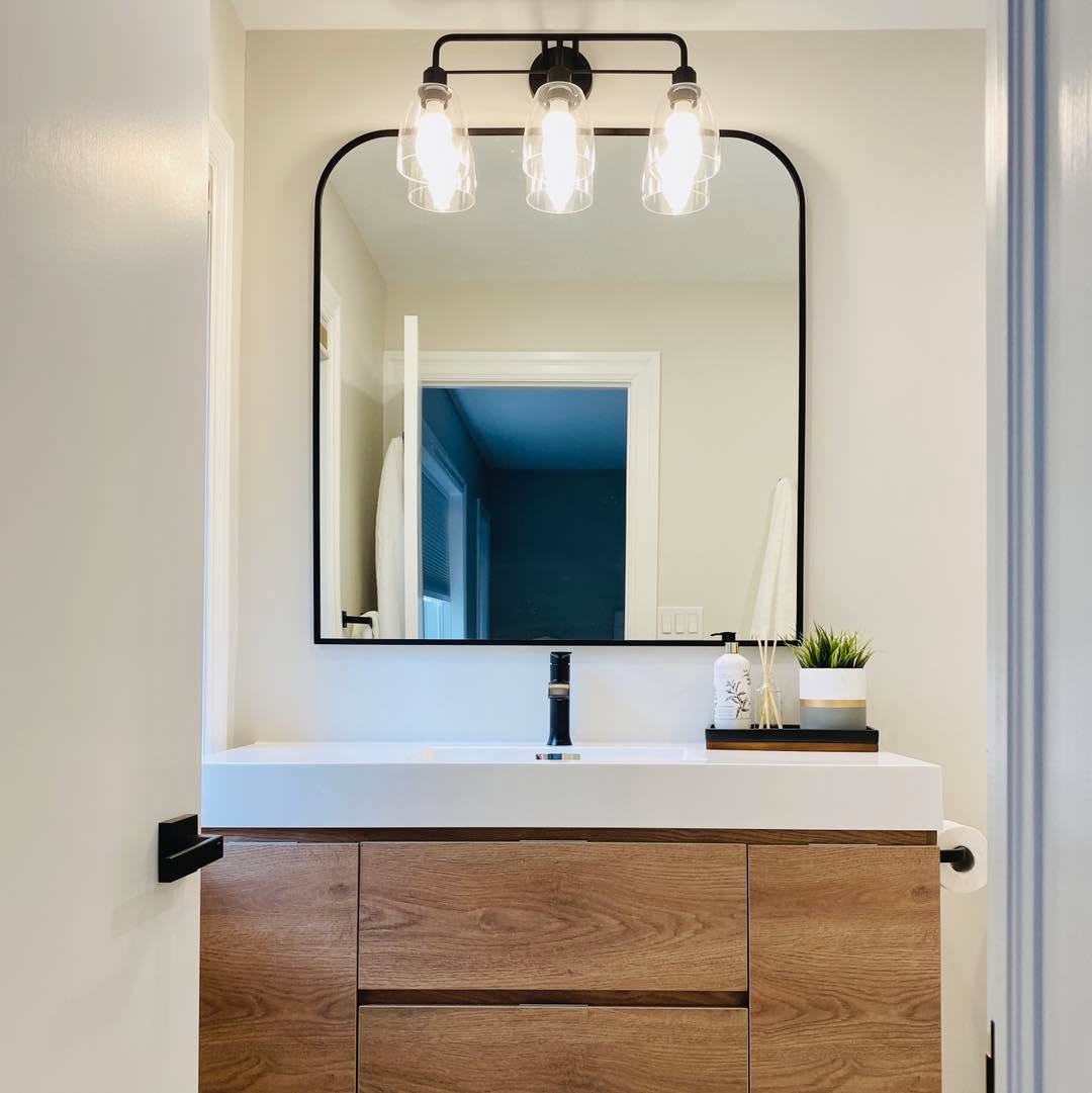 So fresh and so clean
Design by @evolve.interiordesign
Evolve Interior Design
Construction by @craigwatsonconstructioninc Craig Watson Construction Inc.
Tile by @dynamicflooringconcepts Dynamic Flooring Concepts Ltd.
#bathroom #renovation #tile #serenity #clean #timelessstyle #interiordesign #evolveinteriordesign