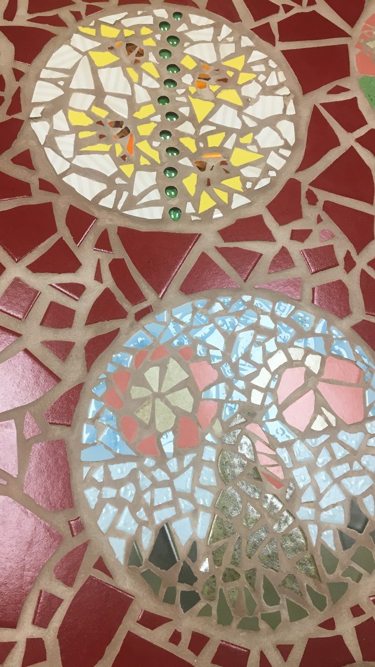 🎨✨ Nouveau cours de mosaïque : créez un cabaret unique !
Apprenez une technique originale avec l'artiste Diane Saint-Loup @dianesaintloup et repartez avec une création artistique qui reflète votre style.
🛠️ Au programme :
- Cassez, assemblez et groutez vos mosaïques.
- Personnalisez votre cabaret avec des couleurs et motifs uniques.
- Laissez libre cours à votre créativité (et défoulez-vous un peu 😉).
📅 Quand ? Début 23 janvier
📍 Où ? 6383 Monk
💲 Tarif : 480$
🌟 Tout est inclus, et les places sont limitées. Réservez vite !
📩 https://www.ceramikfisokuzino.com/mosaik
#Mosaïque #Artisanat #CoursDeMosaïque #Créativité #CabaretFaitMain #CéramiqueArt #mosaic #mosaique #montreal #villeemard