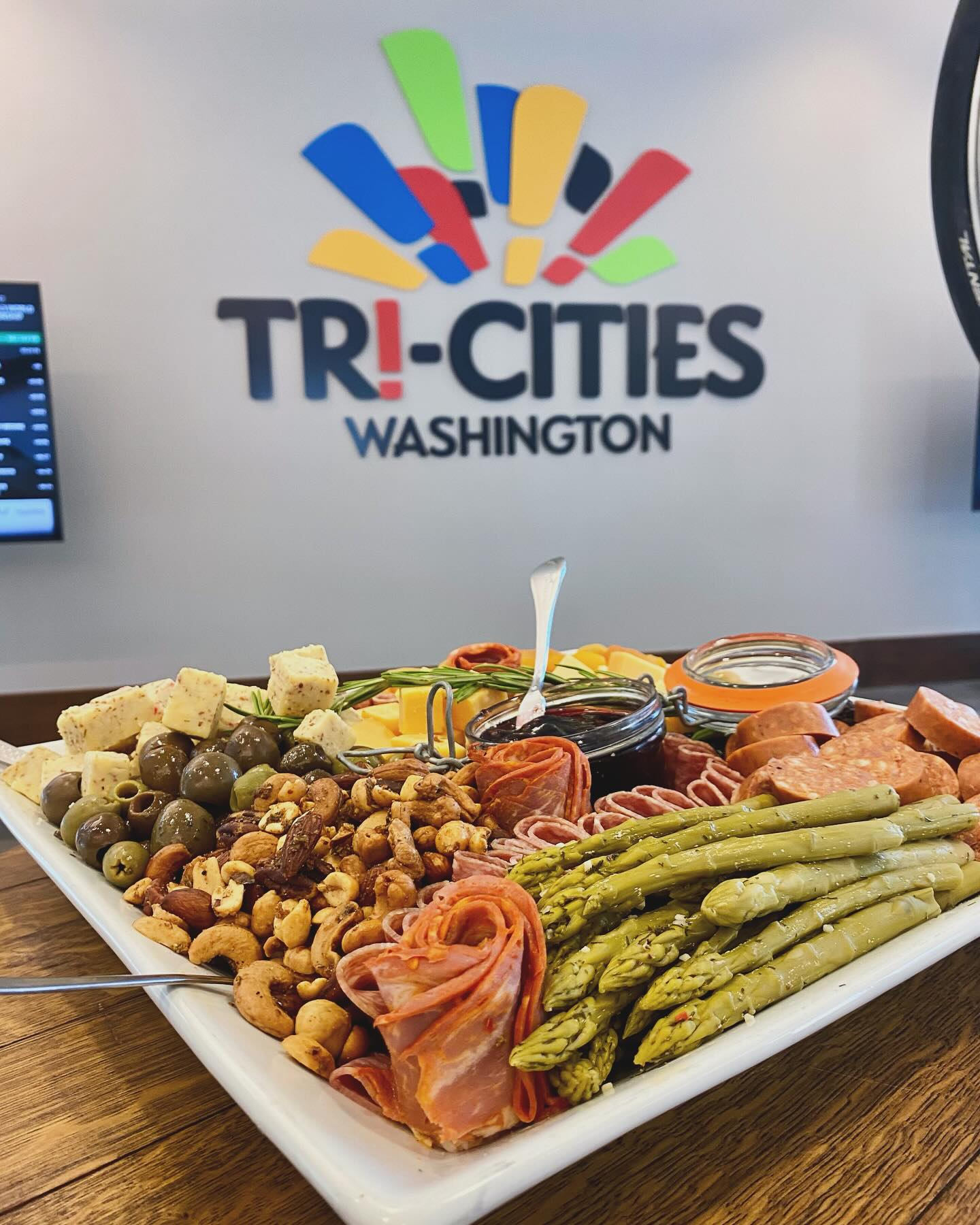 Castle had a very cutesy, very demure, and very mindful August 🌻☀️
#PhotoDump #Augustvibes #CateringEvent #Summer2024 #EndOfSummer