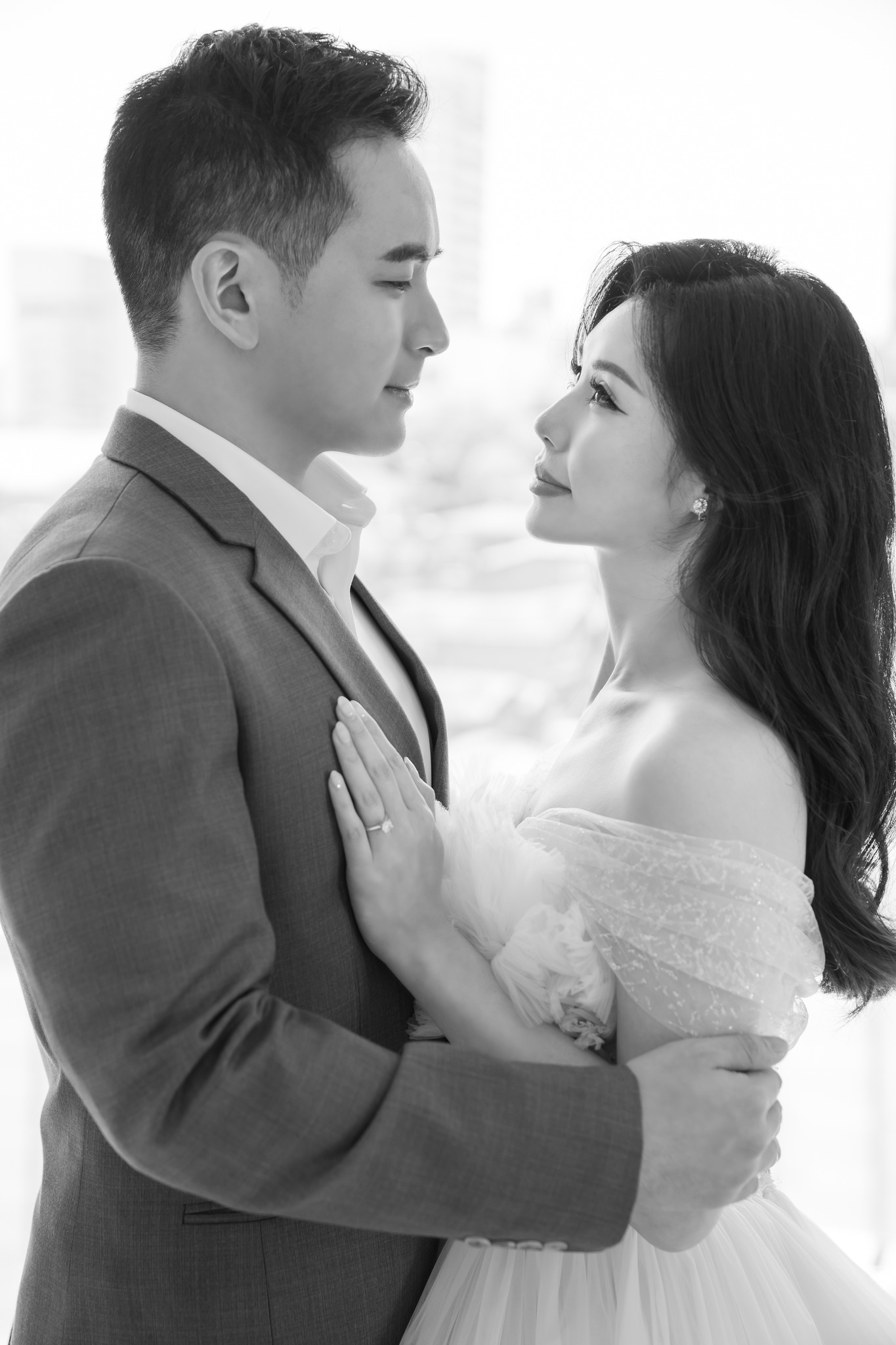 🌟 Where Love Meets Art 🌟
Every frame at our Seoul studios feel like a masterpiece.
Create timeless memories with us—DM for bookings 💌
•
•
•
#koreaprewedding #koreaphotography #couplephotoshoot #koreancouplegoals #thingstodoinkorea #studiowonkyuaustralia #koreawedding #sydneyweddingphotographer #sydneyasianmakeupartist #sydneybrides #melbournebrides #asianengagement #kdramalovers #kpopaesthetic #kpopidol #korea #koreanphotographer #koreanphotoshoot #韩国婚礼摄影 #seoultrip #koreatrip
#prewedding #koreawedding #韩国婚礼 #asianwedding #koreaphotography #couplephotoshoot #overseaswedding #studiowonkyuaustralia #koreawedding