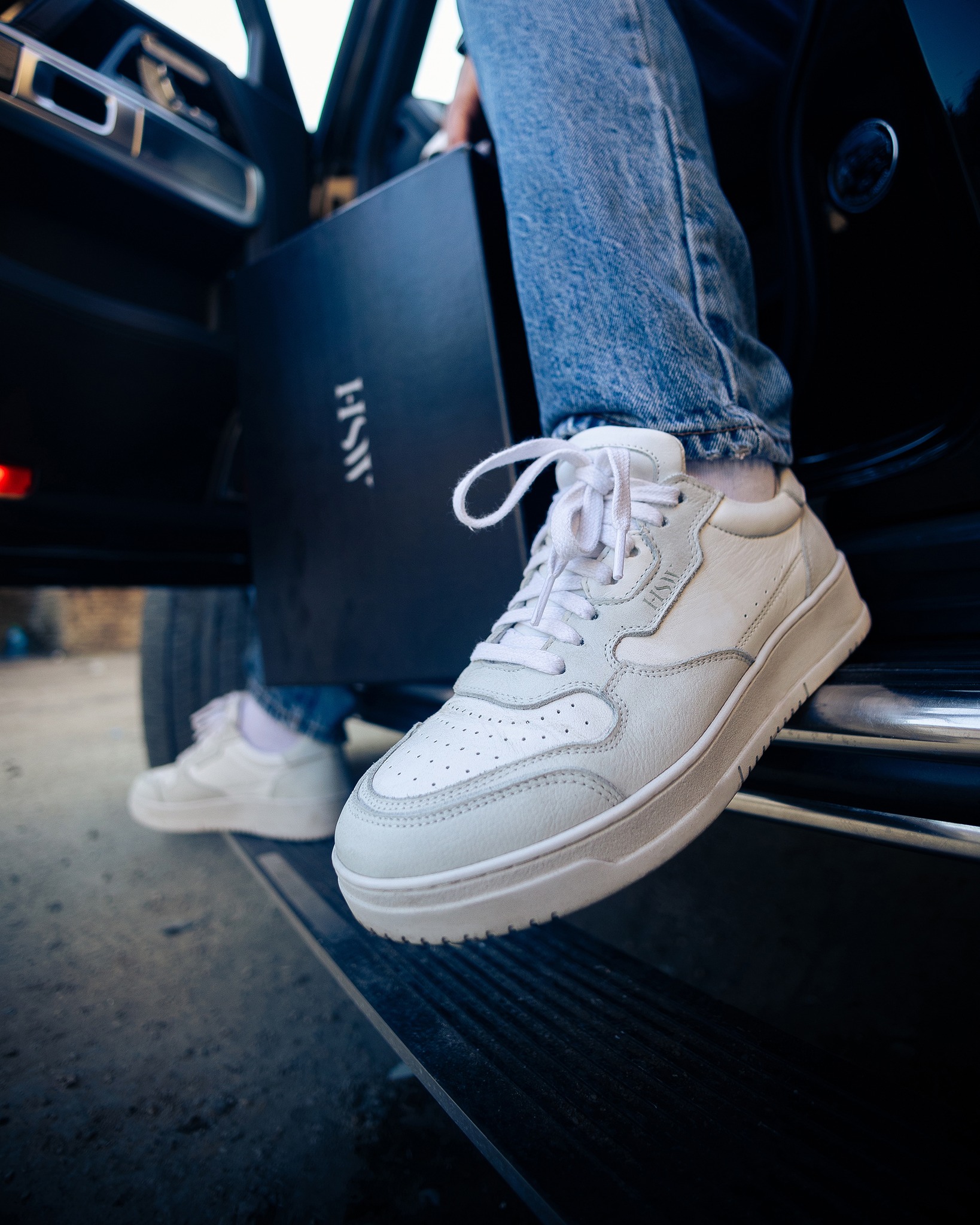 STRLGHT.
Beyond the hype. Designed to impact.
#HSW #STRLGHT #OwnIt