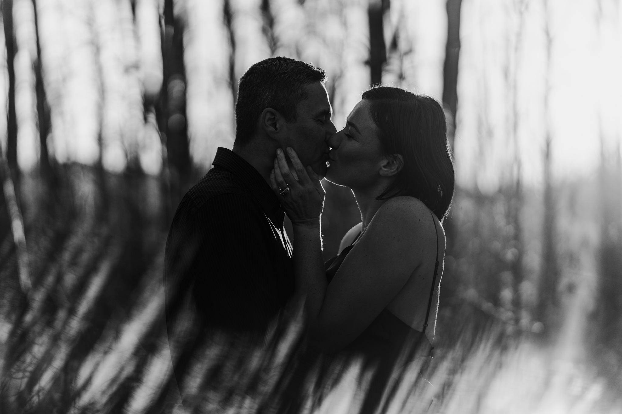 Another image from this past weekend spent experimenting with @seanleblanc. Something I rarely post on here: a B&W.
Crystal with @life_and_portraits & Mitch may or may not like kissing in the trees! 🔥