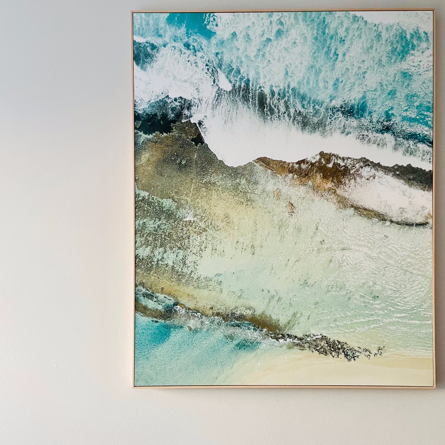 Bedroom Art through wall art, wallpaper or ornaments create your sense of being, mine is where I'm most at peace and that's near water. What's yours? #ditaylorinteriors #interiordesign #homedecor #interiordesigner #decoration #interiorstyling #homesweethome #inspiration #interiordecorating #sydneyinteriordesigner #bedroomdecorating
