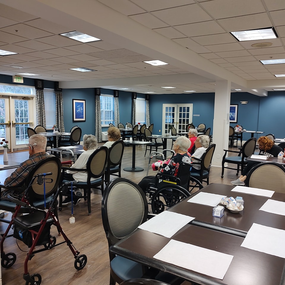 Evangelism at the Senior Living Center. Paula gave handmade cards to the residents and believers among them were encouraged by the Word of the Lord.