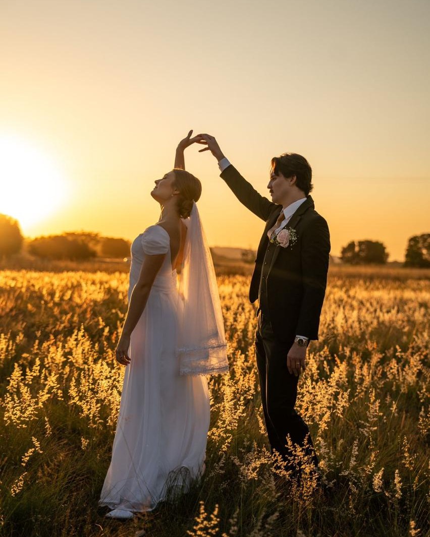"Here's to making waves together, forever"
#weddingvenuepretoria #weddingphotography #weddingday #dehavenoostweddingvenue
Photo By @morne.films