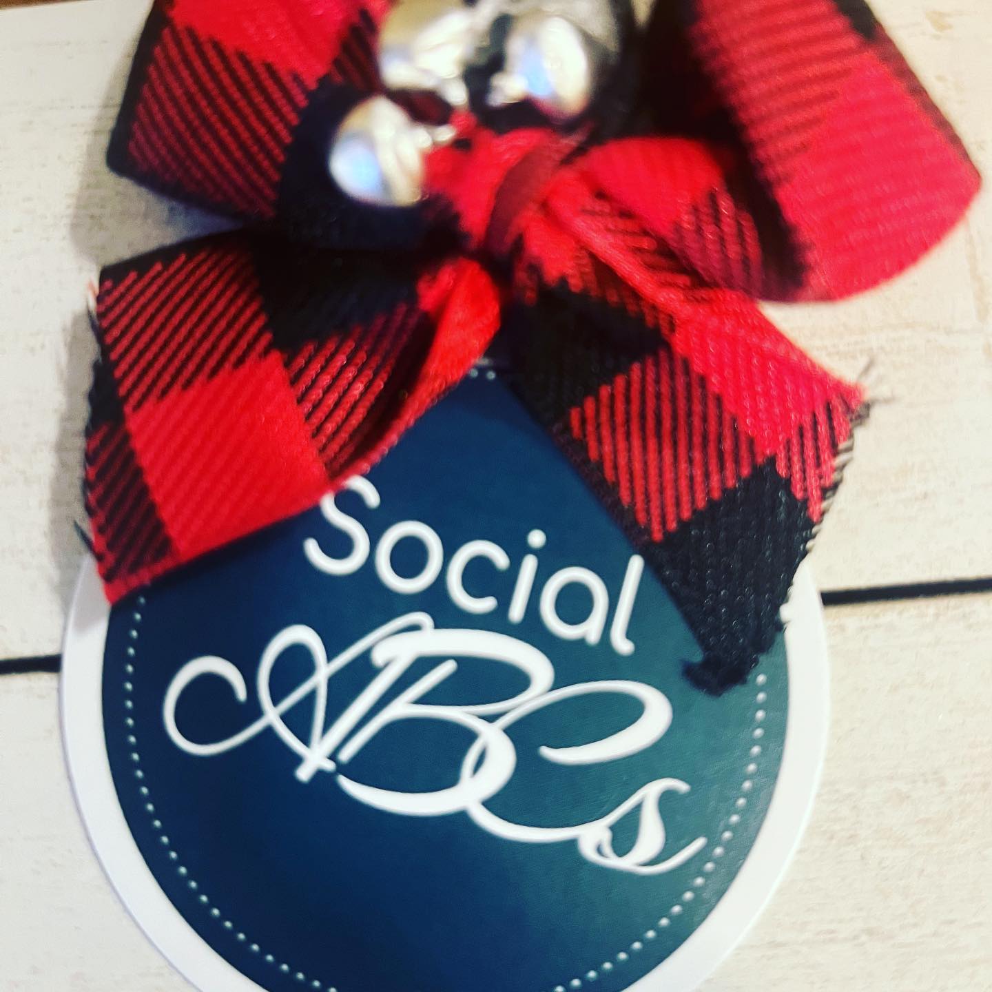 10 days until Santa comes! 🧑🎄 Have you made your marketing list and checked it twice?
Contact me if you need a marketing elf to guide you in 2026!