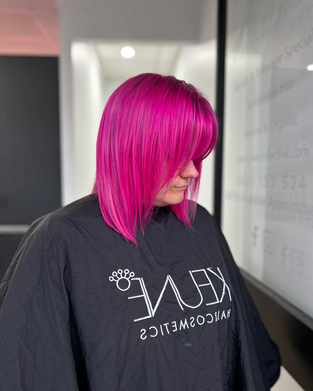 Did we say PINK HAIR 😱🩷🩷
Who’s ready to take the leap like this babe did? 😘
#pink #pinkhair #pinkhairdontcare #newhair #melbournesalon #victoriasalon #blondespecialists #blondespeacialist #newhair #haircut #summer #summerhair #hairgoals #missioncomplete #lilydale #jlhaircollective #melbourne #melbournehairdresser #melbournesalon #colourspecialist