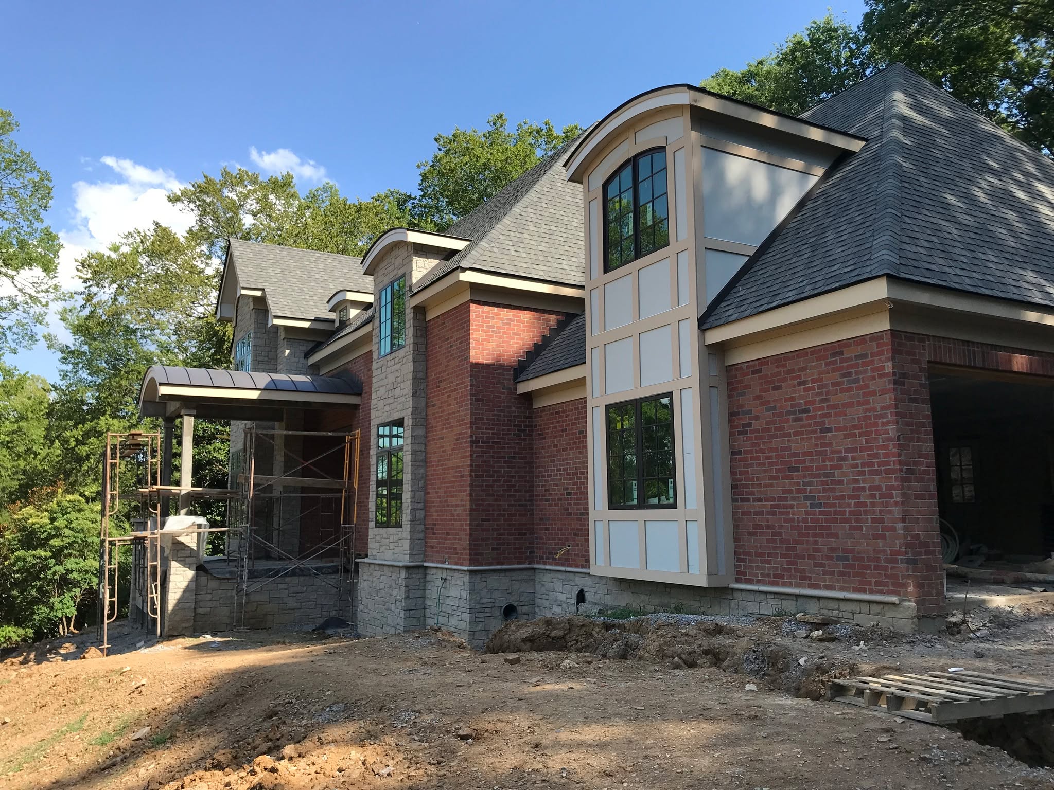 Let your project come alive in 2025 🎯
Single Family Residential | Nashville, TN
Retail | Nashville, Tennessee
Commercial | Newport News, Virginia
#Virginia #newportnewsva #NewportNews #architecture #architects #designs #build #instaarchitecture #instaarchicteture #architect #architectural #Nashville #nashvilletennessee #residentialarchitecture #retailarchitecture #retaildesign #commercial #commercialarchitecture #commercialarchitect #residentialarchitect