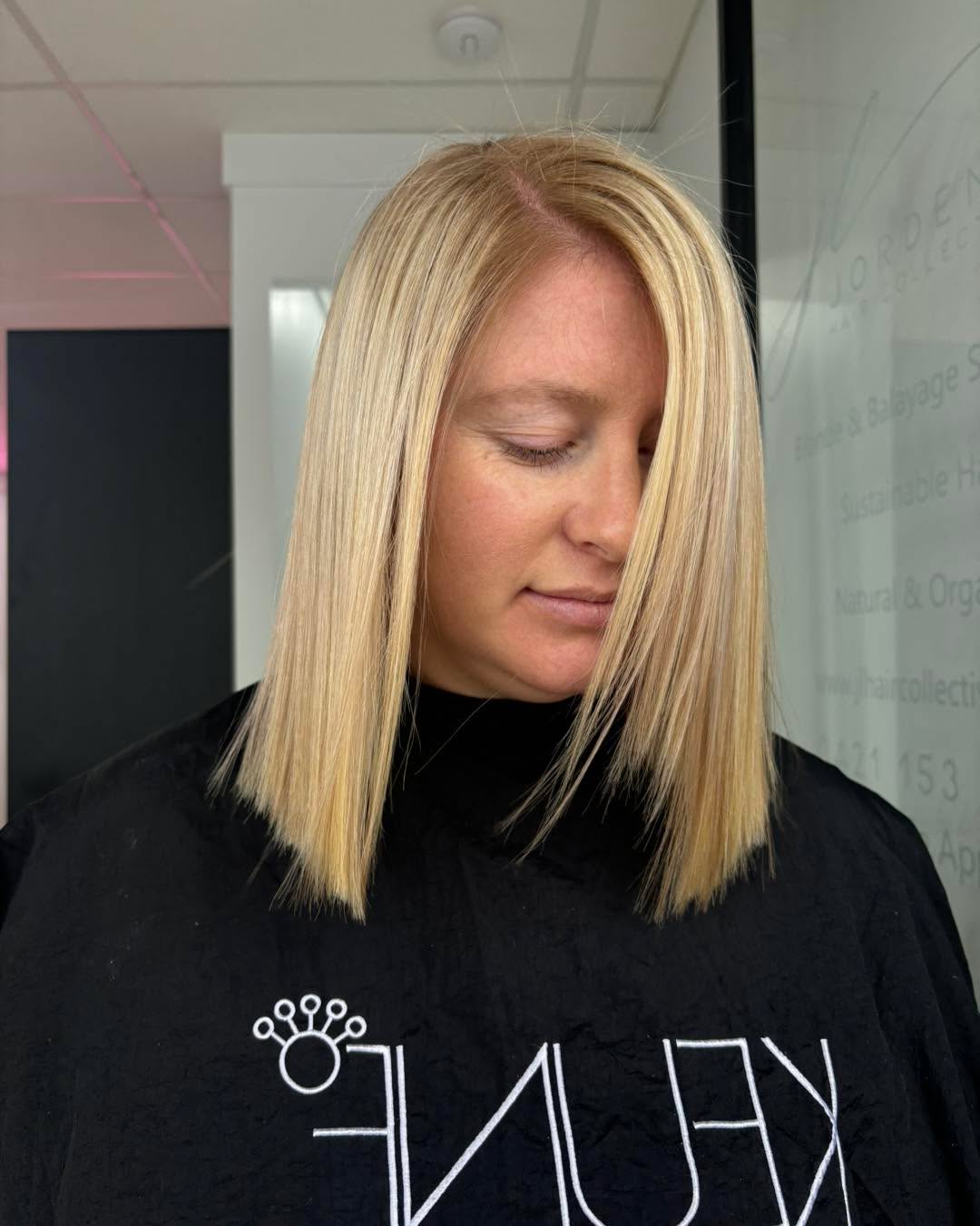A summer refresh for this mumma to be. 😍
If you’re time poor and you’d like to be blonde without the maintenance, have you thought about a balayage? It’s a perfect way to go everytime! 😘
#balayage #blonde #blondehair #melbournesalon #melbourne #melbournehairdresser #blondespecialists #blondespeacialist #yarravalley #lilydale #jlhaircollective #shorthair #newhair #baby #mumma #mummatobe #blessed #newclientswelcome #appreciation