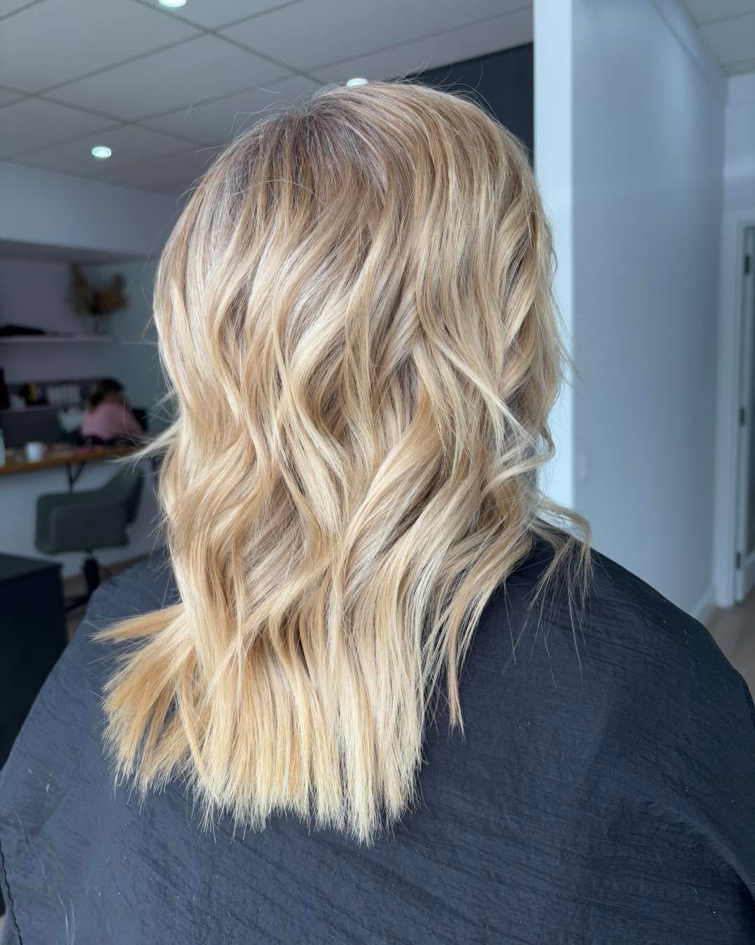 Blonde hair goals achieved! 😍
#blondehair #waves #waveshair #blonde #blondespecialist #blondespecialistmelbourne #yarravalley #lilydale #lilydalehairdresser #jlhaircollective #newhair #newhaircut #instagood #hairgoals #melbournehairsalon #melbourneblonde