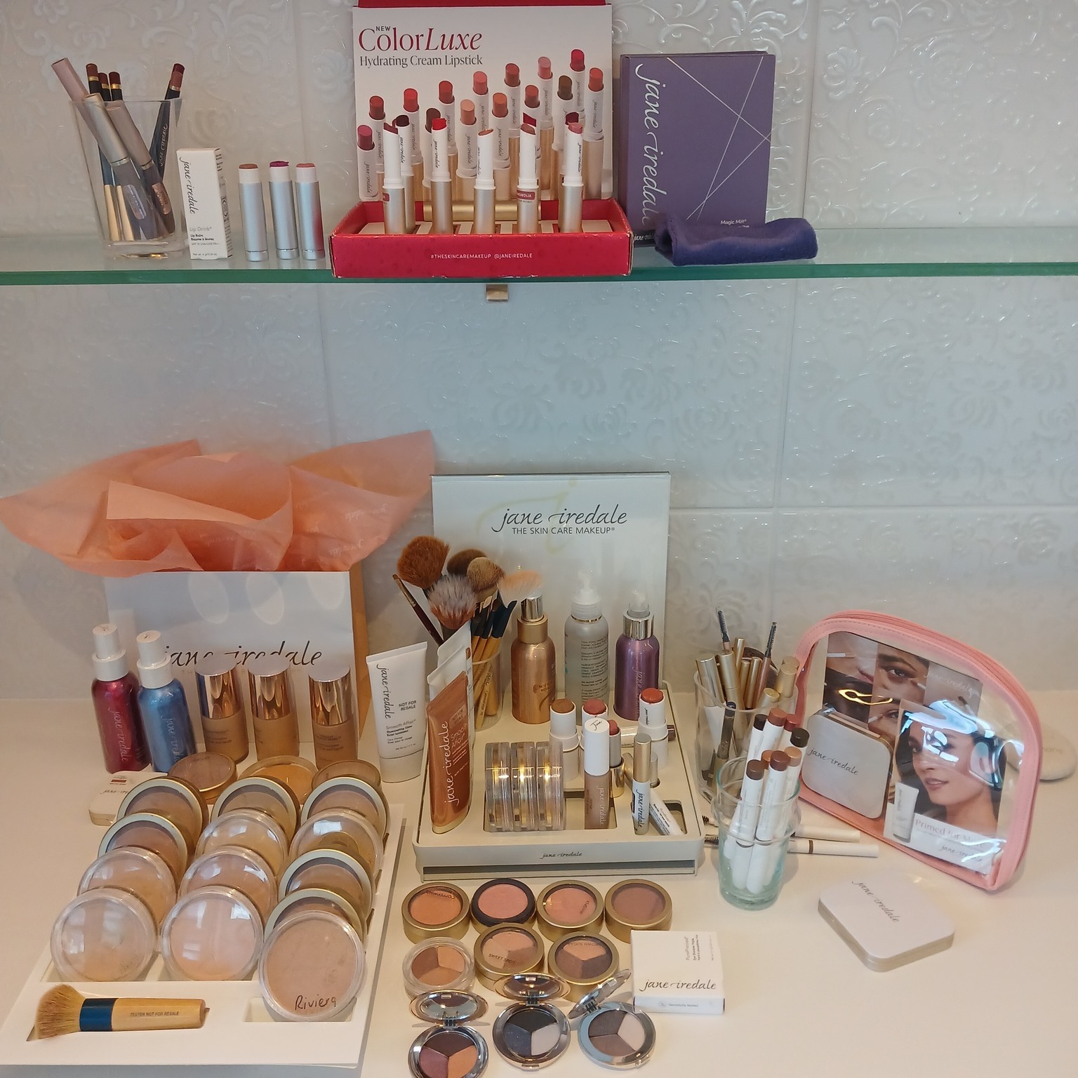 Looking for a makeup range that's perfect for sensitive skin? Look no further than Jane Iredale Mineral Makeup—"The Skincare Makeup." Known for its anti-inflammatory properties, it’s gentle on the skin and free from talc, synthetic dyes, fragrances, petroleum, and parabens. With excellent staying power, touch-ups are rarely needed, and the foundations allow your skin to breathe all day long. Interested in finding your perfect match? Contact us for a colour consultation or to try it out!