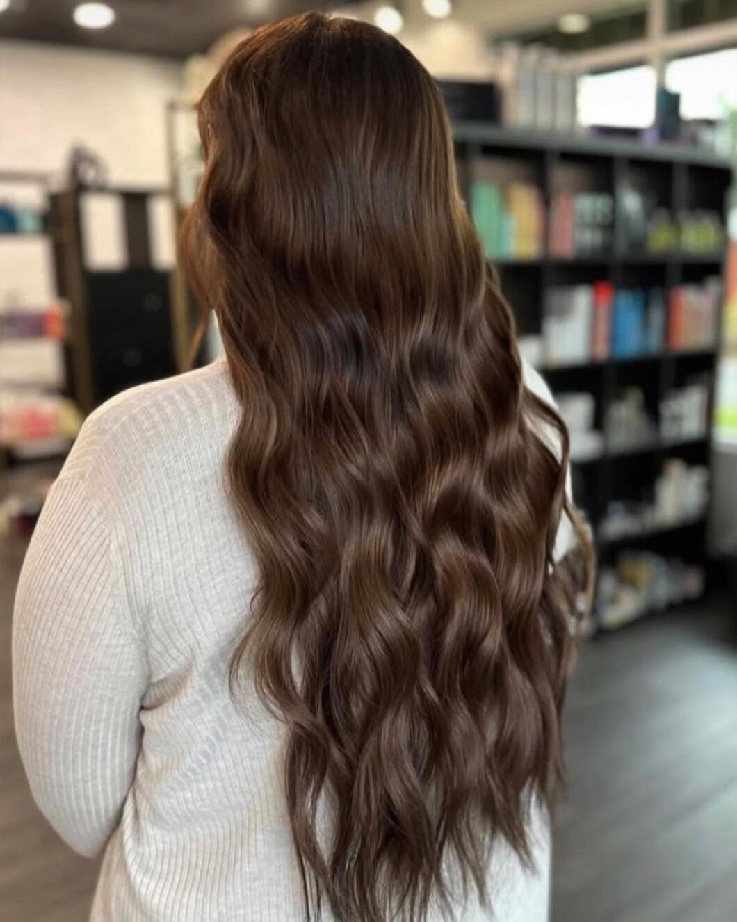 ✨ Transform your look with 22 inches of luxurious hair extensions! ✂️ Chech out this stunning IBE @invisiblebeadextensions makeover by Kelsey @kgglam that adds length, volume and confidence. ✨ Ready for your own hair extension transformation? Book your consultation today! TEXT (518) 989-SLEK (7535)
Clifton Park Slēk Salon - 1603 Route 9 Halfmoon Ny 12065
Albany Slēk Salon - 1801 Western Ave Albany NY 12203