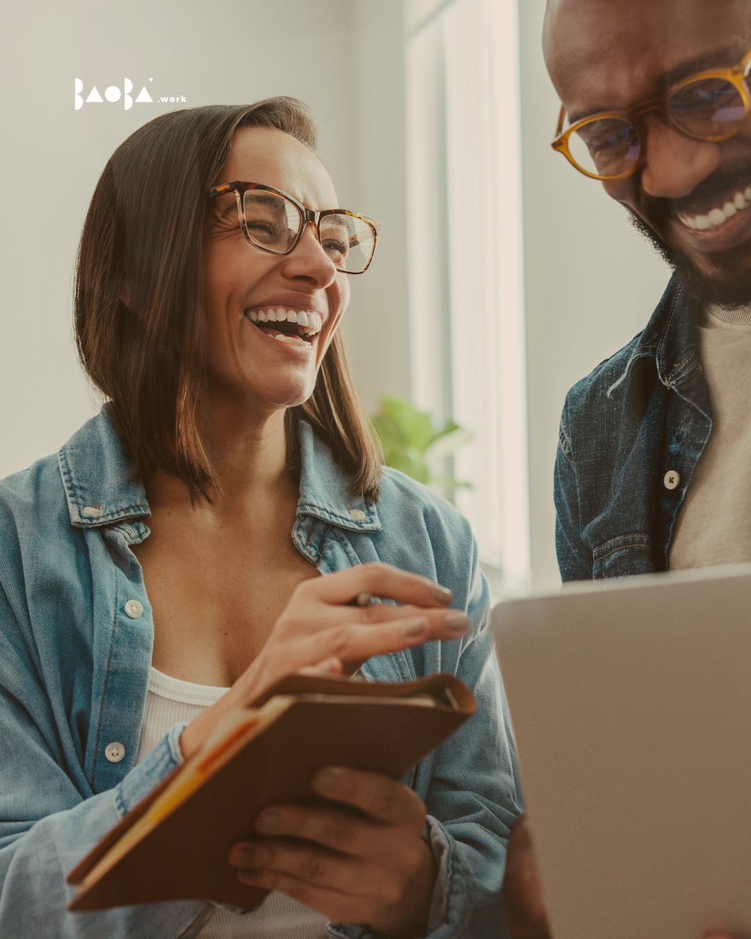 Com a chegada do segundo semestre, é hora de refletir sobre como o ambiente de trabalho e as pessoas ao nosso redor influenciam nossas conquistas.
Descubra como arte e cultura no Baobá Work podem inspirar suas metas profissionais.
Venha conhecer!
#baoba #cultura #dayuse #reunioescorporativas #sumare #treinamentodeequipe #vemtrabalharconosco #espaçoscompartilhados