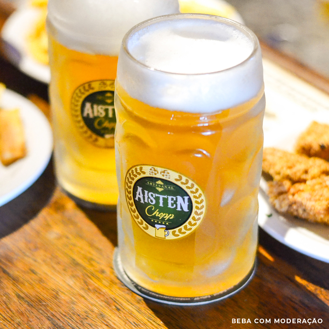 Todo dia é dia de tomar aquele chopp como deve ser! Inclusive, hoje merece um Chopp Aisten! 🍻
Acesse o nosso site e conheça mais!
aistenchopp.com.br
Aisten. O chopp como deve ser!
#chopp #pilsen #ipa #newenglandipa #pilsner #choppaisten #choppdodia #brejadodia #choppartesanal #cervejaartesanal #cervejas #bebamelhor #cervejasespeciais
