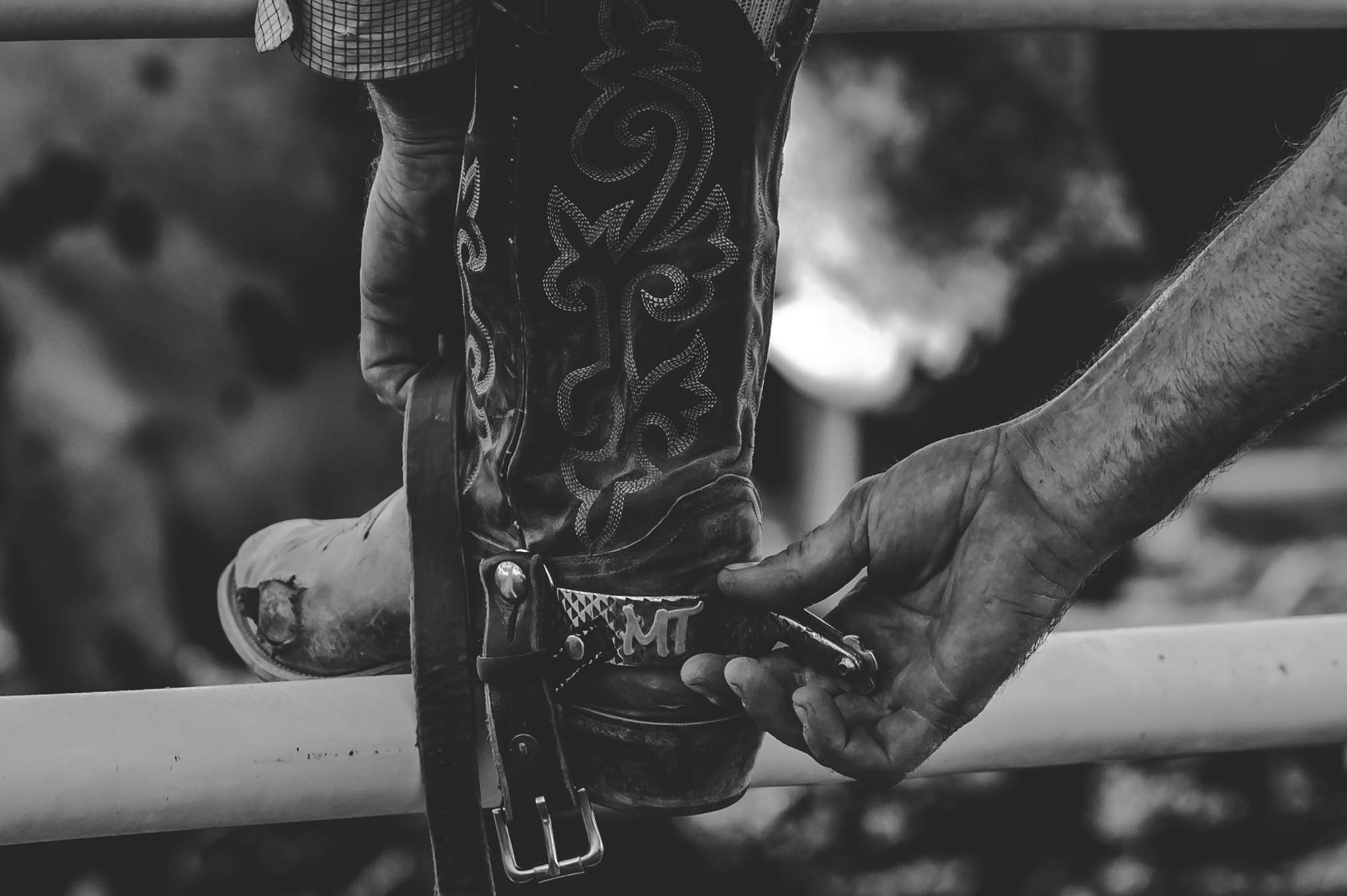Dust off your boots... it's rodeo time!
Gates open at 6PM tonight! Join us for Family Night at the Farm-City Pro Rodeo!
farmcityprorodeo.com
📸@wildredrodeo