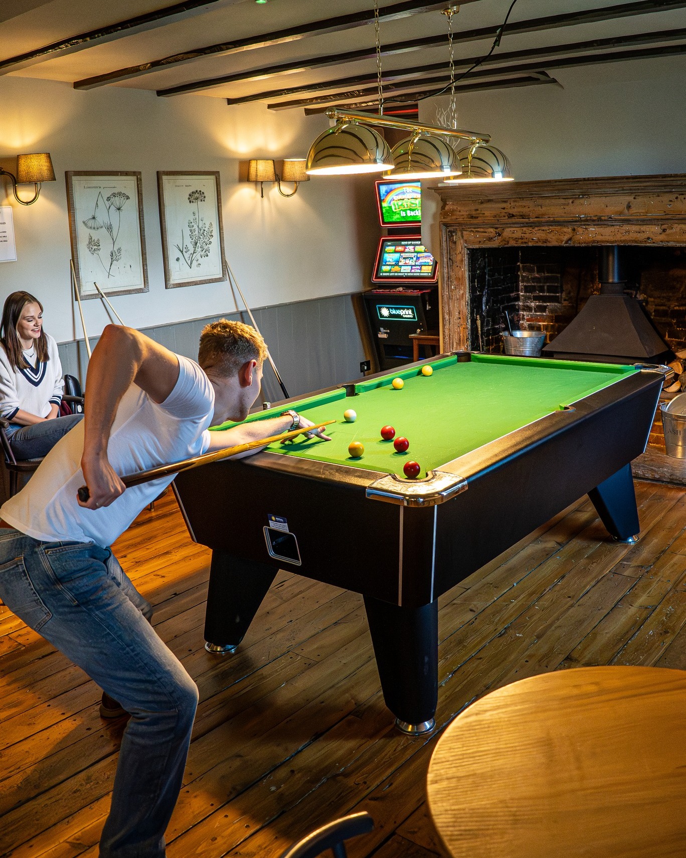 Drinks, pool and darts - all the right ingredients for a chilled evening at The Malthouse.
No need to book if you're just popping in for a pint and a few games!
themalthousepub.co.uk