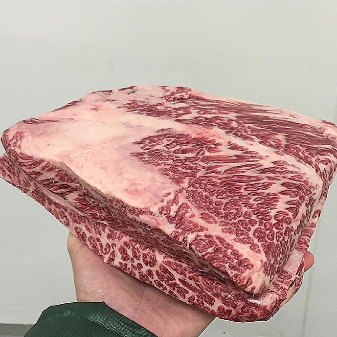 Just us and our favorite cut of beef! Ready to turn this beauty into something delicious.
Elevate your culinary journey with the finest cuts from Delica Meats!
🍖🔥 #MeatLover #CookingGoals #BeefItUp #melbournefoodie #butchershop #cheflife