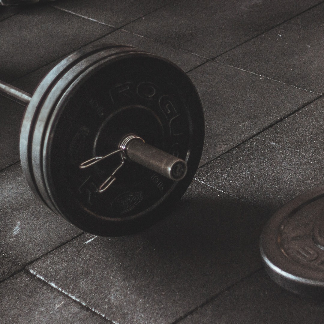 No matter your fitness goal—weight loss, muscle gain, or overall health—resistance training is a must! It strengthens muscles, boosts metabolism, improves bone density, and helps you build a stronger, more resilient body.
Whether you’re lifting weights, using bands, or doing bodyweight exercises, adding resistance training to your routine will take your progress to the next level. Stronger muscles, stronger you. Are you making resistance a part of your journey? 💪