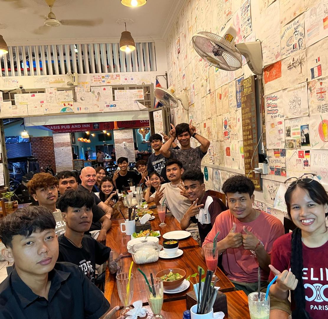 🎉 Joyeux anniversaire, Arnaud ! 🎉
Arnaud fait partie de l’aventure Sreyka Smile depuis 2012. À l’époque, il était venu comme professeur d’anglais bénévole… puis il est resté. Il a trouvé du travail au Cambodge, s’y est installé pendant plusieurs années, et est devenu une présence discrète mais précieuse pour les enfants et pour toute l’équipe.
Aujourd’hui, il vit à Paris avec sa famille, mais continue de revenir très régulièrement à Phnom Penh pour suivre l’évolution des projets et rester proche des jeunes qu’il a vus grandir. C’est avec fierté que beaucoup d’entre eux s’appuient encore sur lui pour ses conseils et son écoute.
Les enfants devenus jeunes adultes et toute l’équipe Sreyka Smile te remercient du fond du cœur pour ton engagement, ta gentillesse et ta fidélité.
Bon anniversaire Arnaud, et à très bientôt à Phnom Penh ! 💛🇰🇭🇫🇷
#SreykaSmile #MerciArnaud #BonAnniversaire #FamilleSreyka #Volontariat #Cambodge
---------------------------------------------
🎉 Happy Birthday, Arnaud! 🎉
From his very first days as a volunteer English teacher in 2012, Arnaud has been a cherished part of the Sreyka Smile family.
What began as a short volunteer experience quickly grew into something deeper — he made Cambodia his home for many years, finding work locally and staying close to the children and projects he believed in.
Now based in Paris, where he cares for his own family, Arnaud continues to return regularly to Phnom Penh. Each visit is a reminder of his enduring commitment, and the young adults who grew up with his steady presence still lean on him for guidance.
The children, now young adults, and the entire Sreyka Smile team are so grateful for Arnaud’s lasting support, his kindness, and the calm strength he continues to share with us all.
Joyeux anniversaire, Arnaud !
— from all of us at Sreyka Smile! 💛🇰🇭🇫🇷
#SreykaSmile #VolunteerAppreciation #HappyBirthday #CambodiaNGO #LifelongSupport #Gratitude #ThankYouArnaud