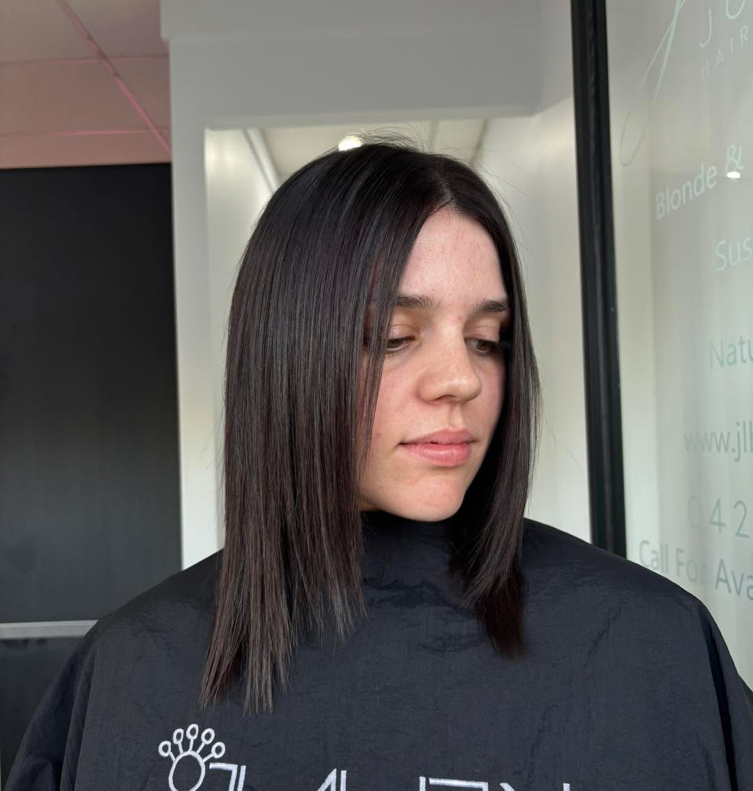 When you’ve always been a blonde but it’s time for a change! Let’s do it babes! 💕
#yarravalley #lilydale #jlhaircollective #hairgoals #lookafteryou #straighthair #melbournehair #yarravalleyhairstylist #hairfashion #hairtips #vic #lowmaintenancehair #lowmaintenance #freshhair #transformation #hairdresser #happycustomers #hairstylist #salon #healthy #hairgoalsachieved #supportlocal #haircolor #melbournehairdressers #beforeandafter #localhairdresser #haircare #hairdressermelbourne #newclient #brownhair