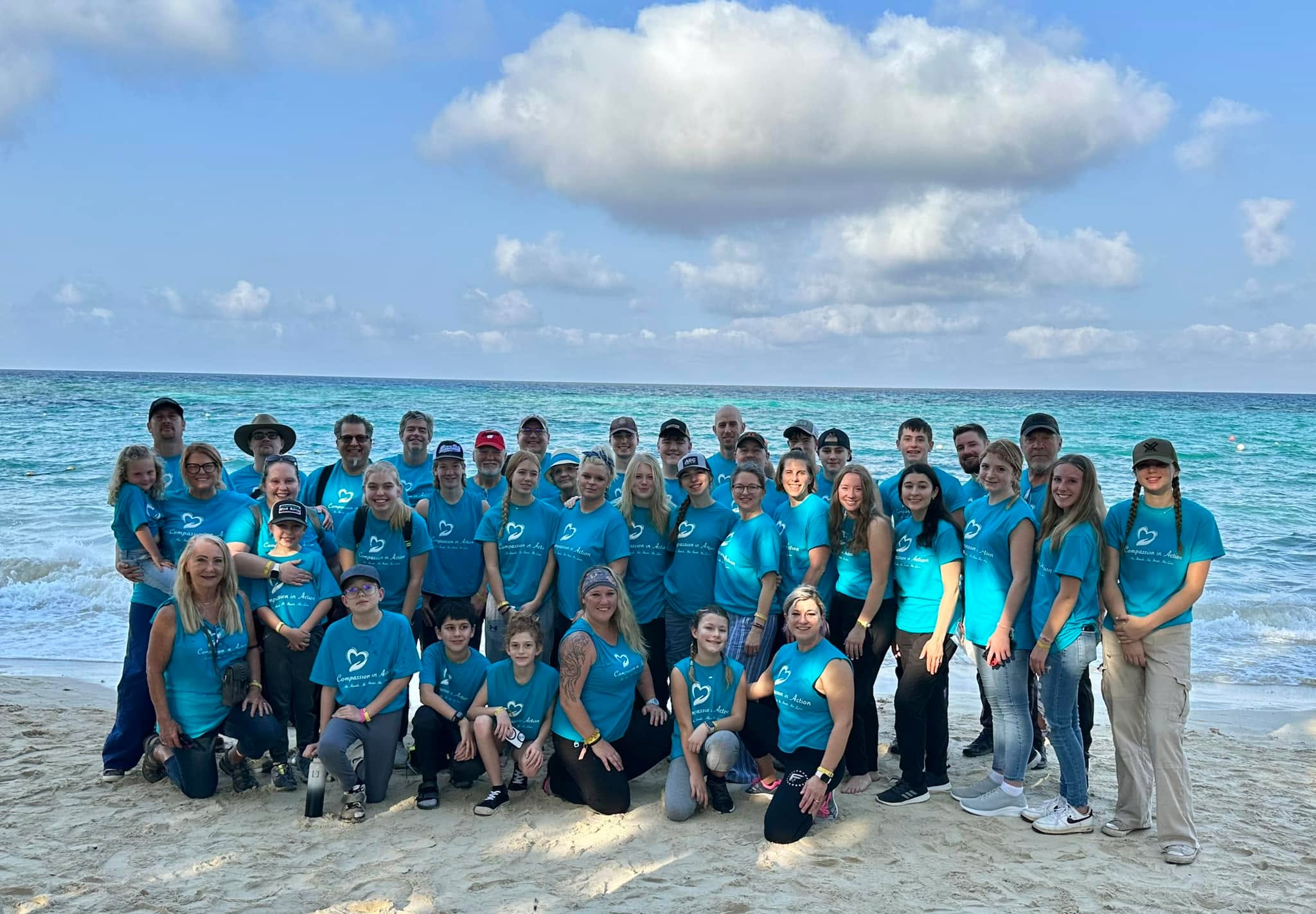 What a dynamic team serving in Roatan today!!!