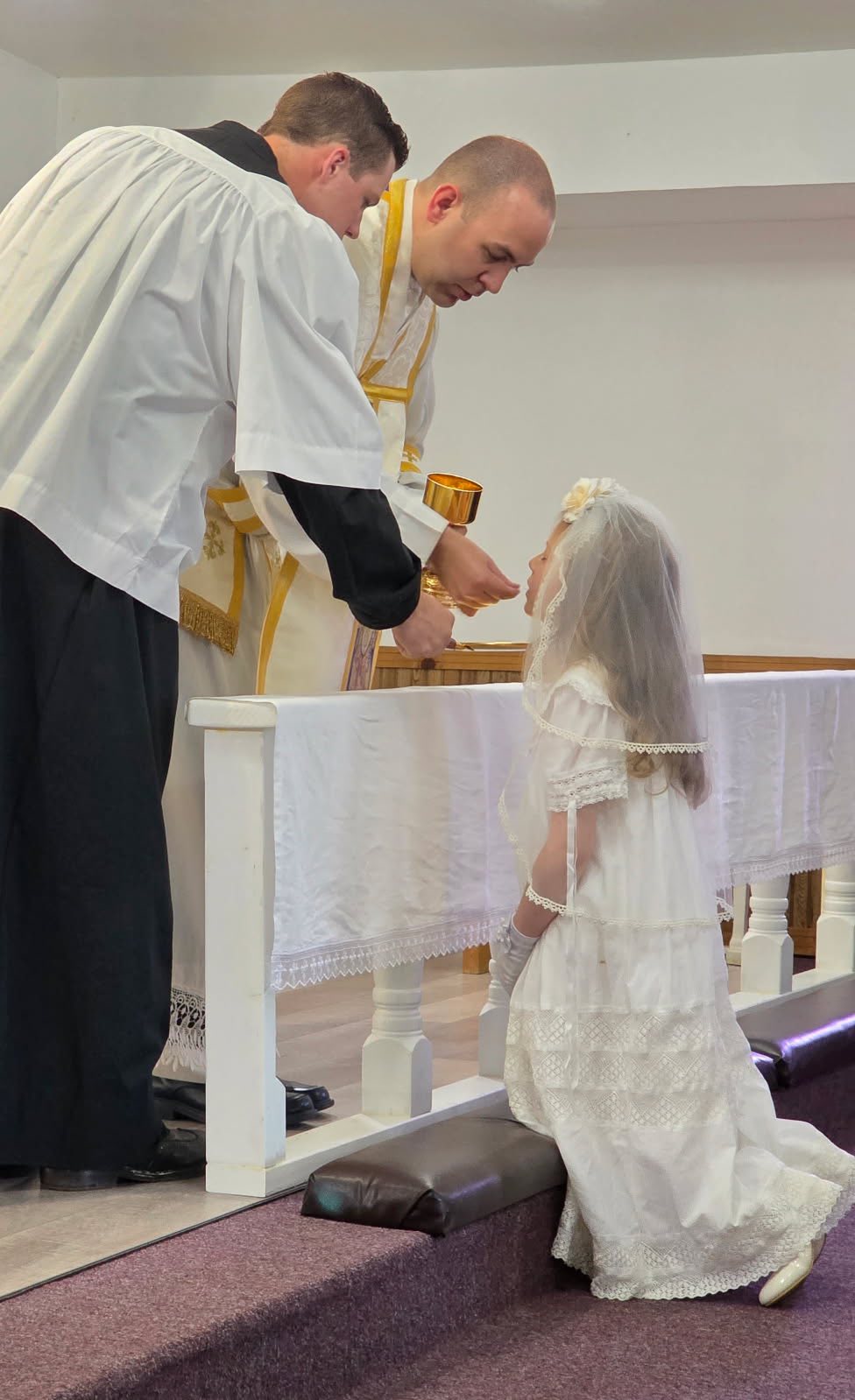 We are so proud of our daughter Maybelle that we were able to celebrate her fist Holy Communion at Sacred Heart Catholic Church.