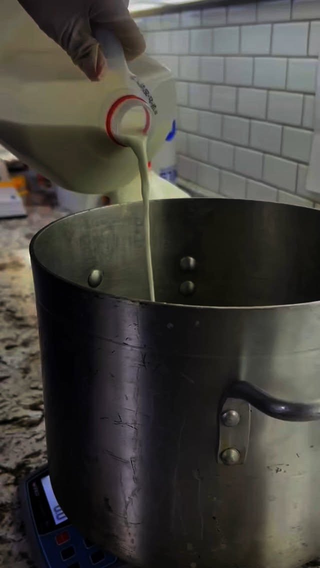Handcrafted. Small batch. Always local. π¦β¨
At Allieβs Twisted Ice, we craft our Twisted Ice and Vanilla ice cream the old-school way β with care, by hand, right here in Baldwin County. Itβs not just a scoopβ¦ itβs a labor of love #twistedice #fairhope #baldwincounty #sweettreats ##dessert #alabama #healthy #familyvibes #gulfcoast #icecream #vanilla