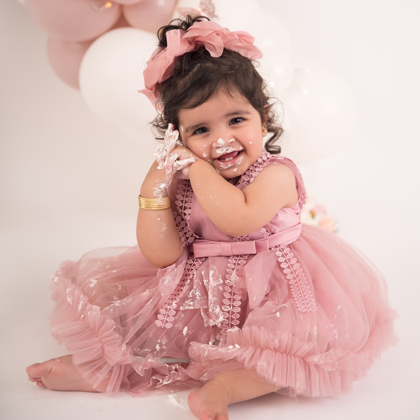Sydney cake smash photography
www.firstmomentsphotography.com.au
✔️Range of Cakes & Decorations Included
✔️High Resolution Images Included
✔️ Option to add on Bubble Bath & Family photographs
If you would like more information or would like to book in your session send us a DM or email at info@firstmomentsphotography.com.au
Studio Located on James Ruse Dr, Granville NSW