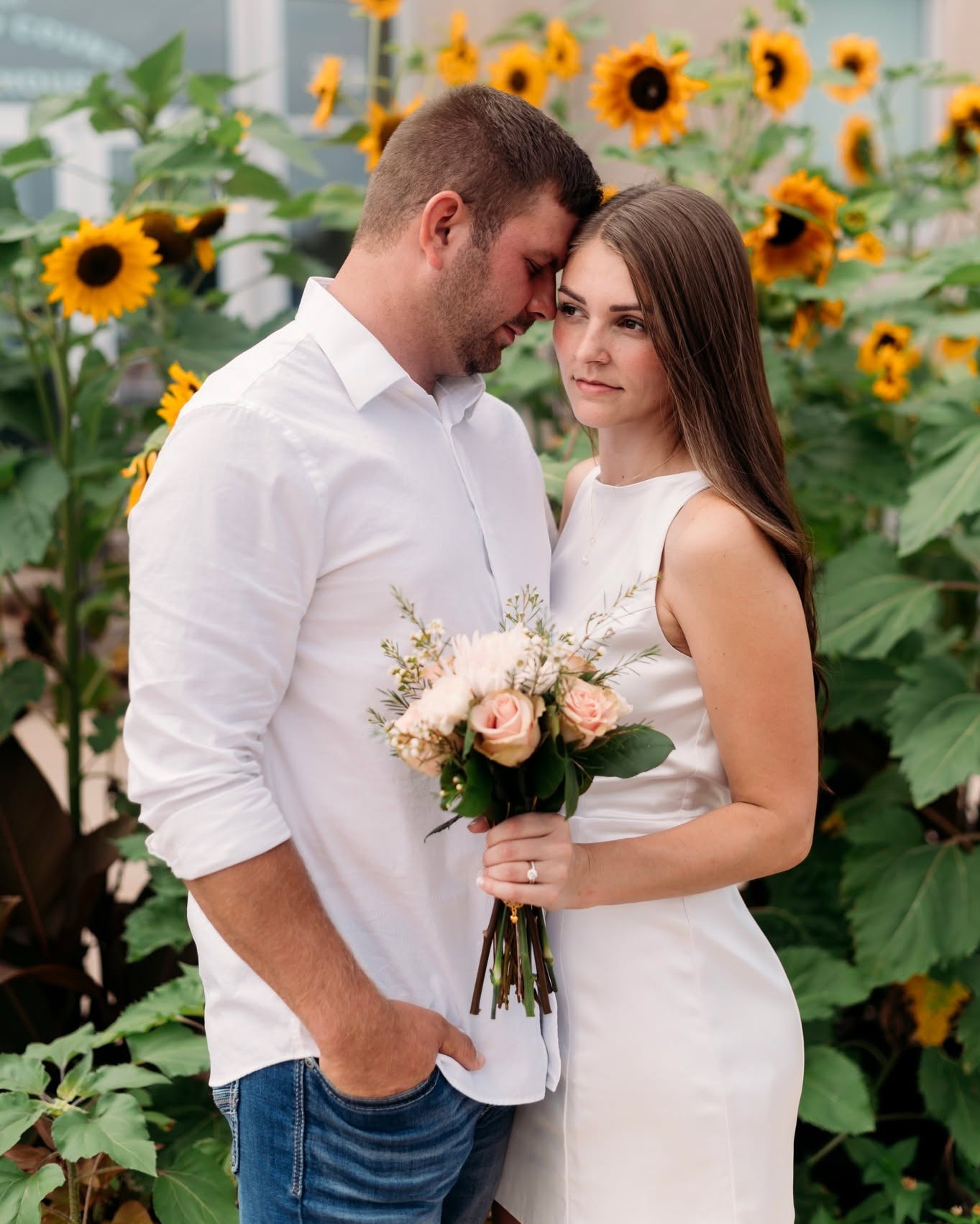 Casey & Phillip’s sweet courthouse wedding was such a joy to be part of. Surrounded by their closest family and friends, their intimate ceremony was full of love, laughter, and meaningful moments.
I’ve been a little behind on sharing sessions and responding to messages (hello, new baby life 👶🏼💗), but I’m slowly getting caught up—and I can’t wait to post more from all the beautiful celebrations I’ve had the honor of capturing lately!
www.deltaraephotography.com