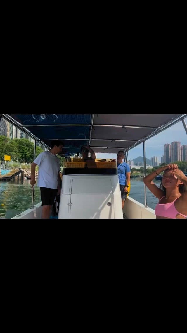 自由潛訓練日誌 🌊 颱風前夕 果州34米水深
An awesome day to Freedive at Nine Pin islands
加入我們的自由潛水課程,與摯友伴侶共探奇景。 去我地網站睇下有咩自由潛課程啱你玩啦👇
又或者DM下小編傾下⠀https://freedive.hk
Go to our website or DM for more freedive courses information! https://freedive.hk
🌊🌊~ 強烈推介 ~ 紀錄片 FISHPEOPLE (被大海所改變的生命) 🌊🌊
為什麼潛水能為大家帶來變革性的正面變化? .. 直至看了這部短片FISHPEOPLE, 他們很好地將這感受及原因拍攝了出來.. 👉 https://bit.ly/4mD5hfl
🌊🌊 SEA x DIVER: FISHPEOPLE (Lives Transformed by the Sea) 🌊🌊
It’s difficult for me to find the right words to explain why diving can bring about a transformative positive change for everyone. Until I saw this short film FISHPEOPLE .. 👉 https://bit.ly/4kUB224
🙆新手學自由潛 blog推薦!
1️⃣ 擔心無法閉氣足夠長的時間? 我無法完成所有課程要求怎麼辦? 👉 https://bit.ly/46C21vp
2️⃣ 自由潛水:一定要會游泳才能玩嗎? 👉 https://bit.ly/fdhk-swim
3️⃣ 為什麼人們常選擇AIDA自由潛水課程? 👉 https://bit.ly/3Hey3Tw
4️⃣ 自由潛水危險嗎?關於訓練風險與安全 👉https://www.freedive.hk/faq
想知更多常見疑問 FAQ 👉https://buff.ly/3QWdxqd
Recommanded blogs are beginner freediver! 👉https://www.freedive.hk/en/faq
Instagram專頁 ⋒ bit.ly/fdhk-ig
Facebook專頁 ⋒ bit.ly/fdhk-fb
|
|
|
#FreediveTraining #HiddenHongKong #HKAdventures #OceanHarvest #freediving #潛水課程 #學潛水 #夏天 #好去處 #潛水 #aida #discoverhongkong #travel #freediver #freedivehk #weekendvibes #香港潛水 #ighk #香港打卡 #hkdiving #夏天