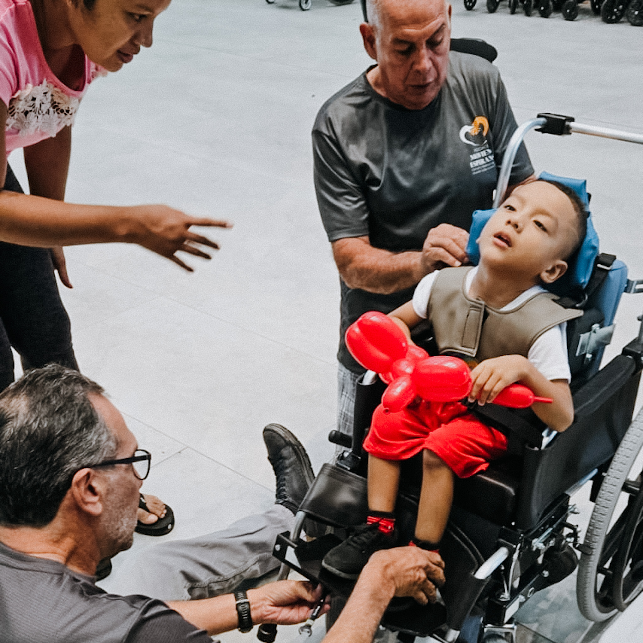 DAY 2 RECAP // Through the eyes of Bill - Today was our first day with the wheelchair giving. I was helping the technicians, and I was mainly assisting Carlos (man on the left sitting on the floor). He spoke English and we worked well together. After the wheelchairs were fitted, the recipients had the opportunities to share their stories, and then they were asked to hear about the salvation plan. It was joyful to see how happy and appreciative they were when they left with fitted wheelchairs.
_________________
#humanitarian #humanitarianaid #missions #poverty #givehope #unreached #relief #aid #costarica #centralamerica #socialcause #handofhope #impoverished #voluntourism #missionstrip #volunteer #volunteerabroad #thehopeproject