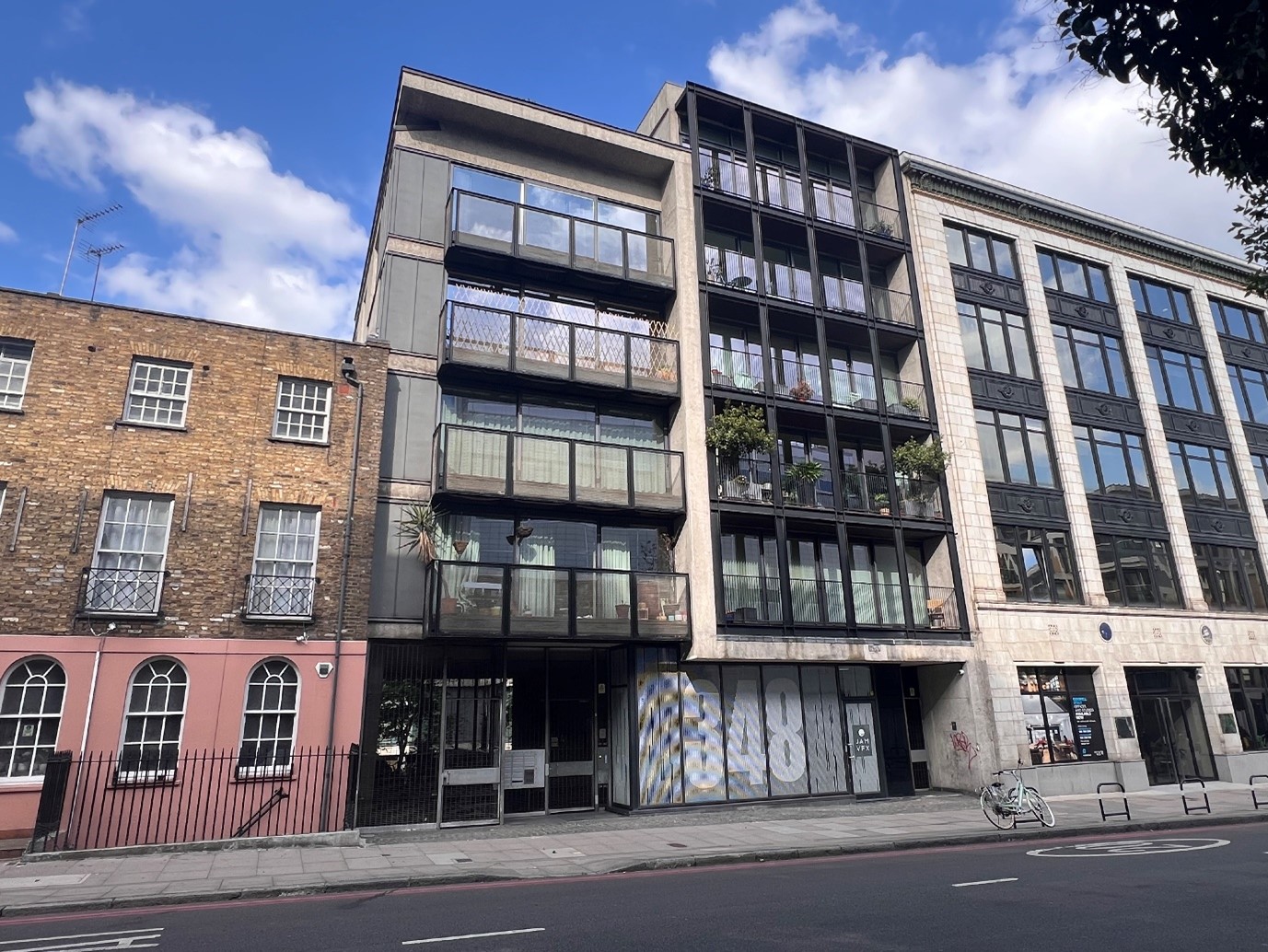 London Block Management is delighted to share our latest appointment as the managing agent for a development on Goswell Road in Islington.
The mixed used development is just a stones throw from our offices in Angel and we are looking forward to supporting the directors over the coming months and years with the future of the building.
More details can be found on our website.