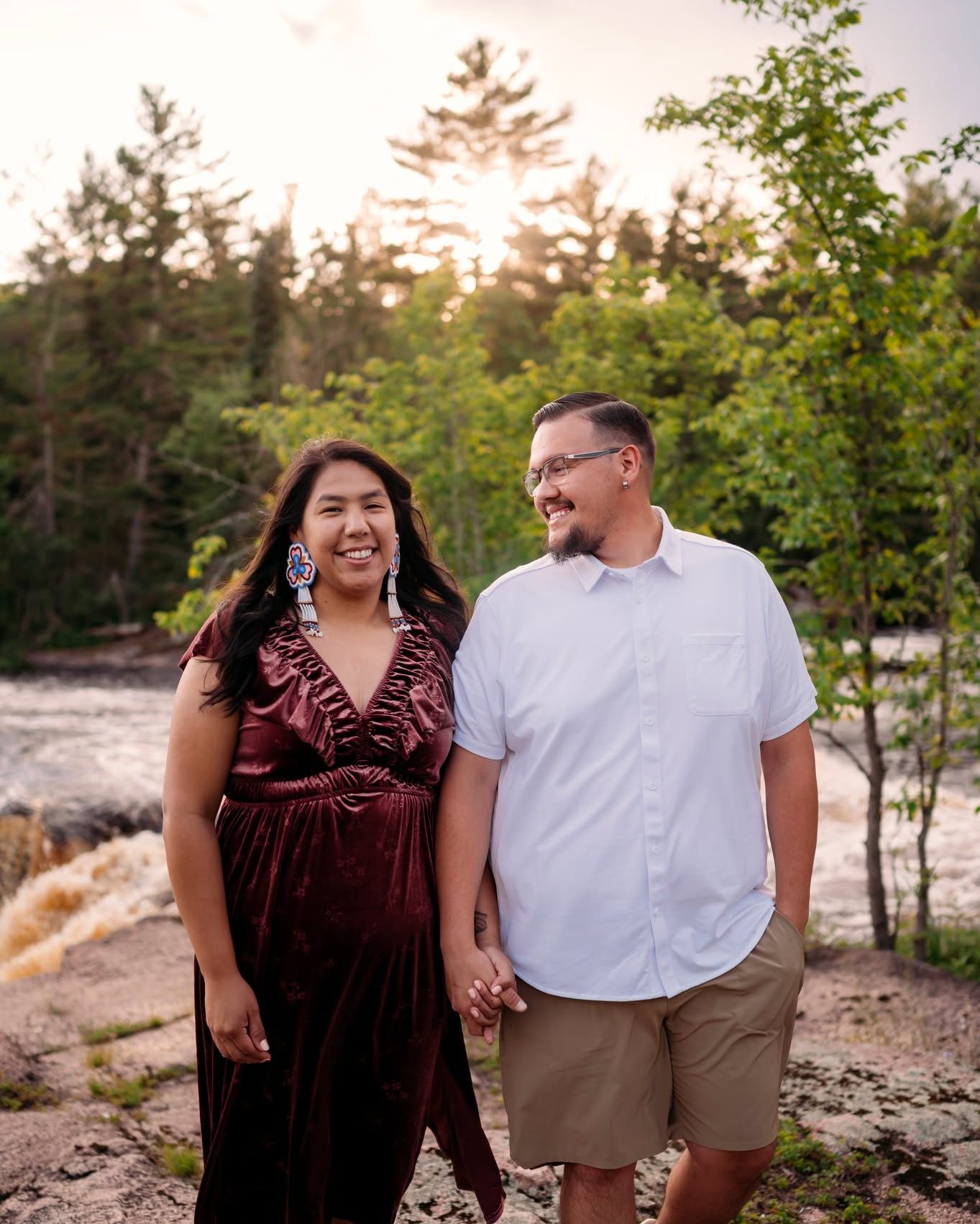 I had such a wonderful time capturing Betsy + Kino’s engagement session! These two are so sweet together, and the love they share shines through every photo. 💍✨ They’ll be tying the knot this October, and I couldn’t be more excited to be part of their wedding day and document this next chapter in their love story. ❤️
www.deltaraephotography.com