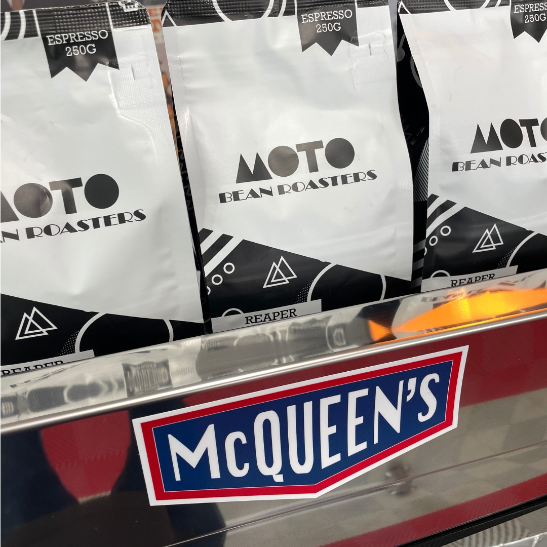 McQueen's is proud to offer the MotoBean dark roast.
We are open for dark roast coffee and wood fired panini from 7 - 11 am Monday to Friday and 8 am - 12 pm on Saturday.
#mcqueenswoodfiredpizza #coffee #espresso #motobean #reaperblend #serendipity_icecream #coffeesnobsofmelbourne #caffeinedaily #VictoriaArduinoBlackEagle #buylocal #woodend #woodendvillage #lovewoodend