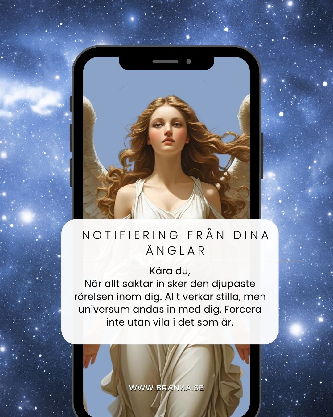 Kära du,
Energierna står nu stilla, som havet i väntan på en ny vind. Det kan kännas som att inget rör sig, som att tiden håller andan. Men i detta stillestånd sker något djupt – en omkalibrering av din inre kompass. Du befinner dig i ett skifte mellan det som varit och det som ännu inte tagit form.
Vi ber dig att inte forcera rörelsen utan att vila i det som är. Låt stillheten bli din lärare, inte din fiende. Där, i tystnaden, hörs din själ tydligare än någonsin. Lita på att det du inte ser just nu ändå växer, att det som känns tomt snart fylls av ny kraft.
Vi vakar över dig, även i pausen mellan andetagen.
Du är älskad, du är hållen, du är vägledd.
Dina Änglar