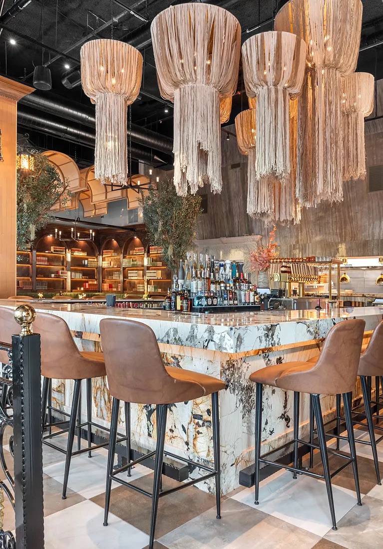 @piedrarestaurantindy is now open at Bottleworks District!
Modern Mexican flavors meet bold design in an elevated new dining experience right in the heart of Mass Ave.
From fresh, traditional dishes to a vibrant atmosphere, Piedra is here to shake up your expectations. Come check it out!
Link in bio to read more...
#PiedraAtBottleworks #NewInTown #BottleworksDistrict #IndianapolisEats
