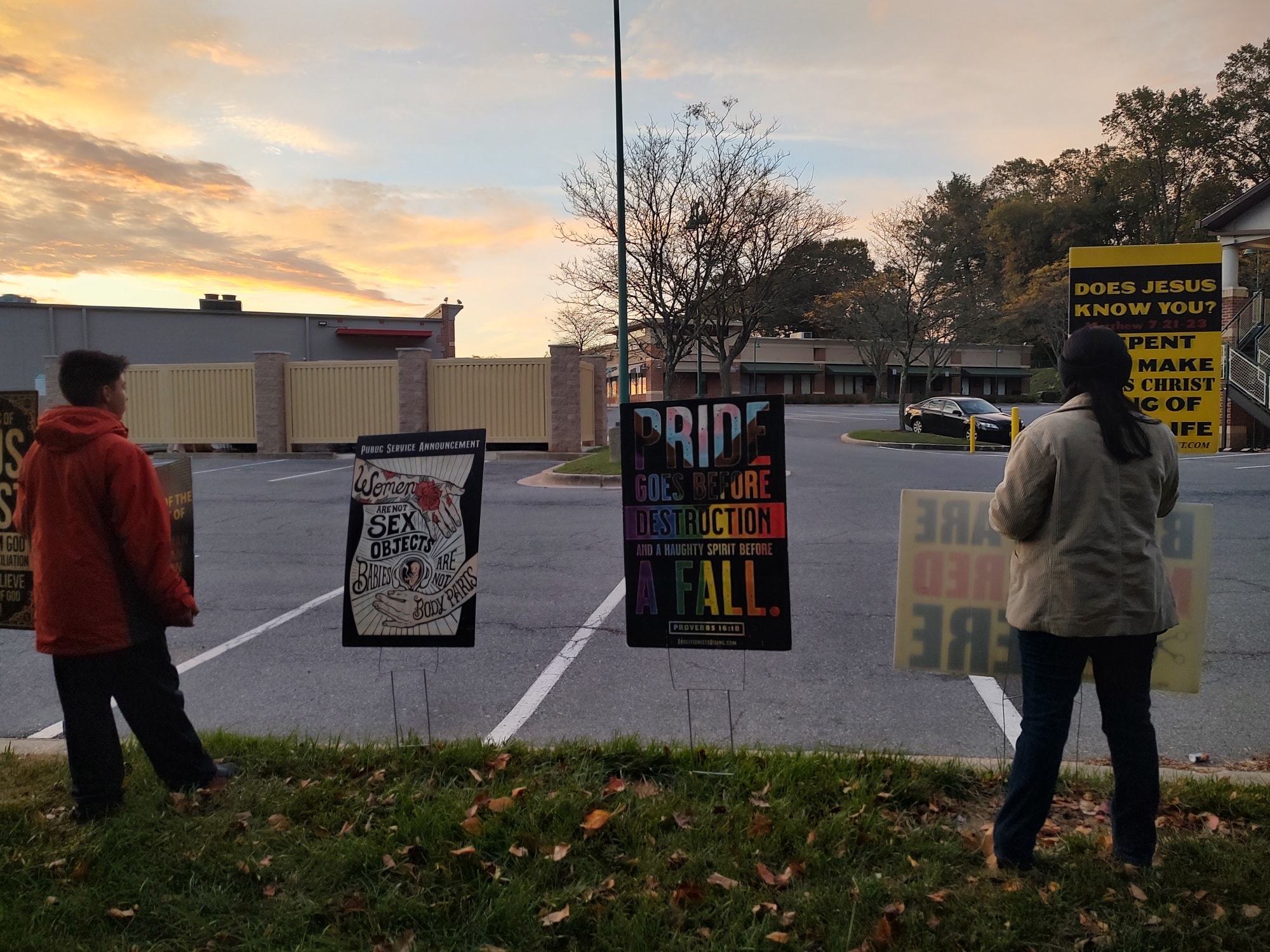 Pray as we proclaim the truth at the abortion mill in Baltimore
