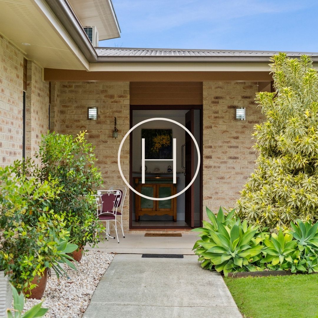 N E W β’ O F F E R I N G β’
π 161a Wellington Street, Ormiston
3 Bed + Study | 2 Bath | 2 Car | 976m2
A Haven of Space, Light & Lifestyle in Sought-After Ormiston, on a conveniently sized block with dual side access!
Contact Hannah for more information!
π²0435 950 680