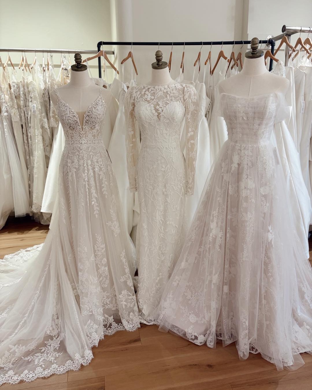 For the lace lovers ✨ this lineup was made for you. Soft, romantic, & full of texture — & would you believe they’re all on sale?! 😍
November Anniversary Event-
💍 Sample sale gowns starting at $499
💍 Free shipping + no tariff fees on special orders
💍 With your dress purchase: an exclusive Mara gift + two $30 gift vouchers for moms or grandmas
💍 Every bride who visits is entered to win a $250 accessory credit!
