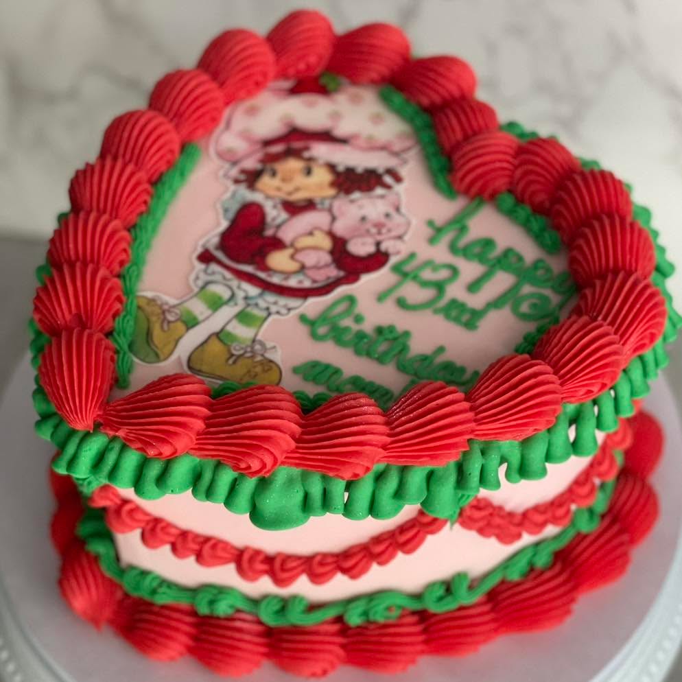 Strawberry Shortcake + vintage heart + buttercream ruffles = one colorful happy birthday cake and client!
Vintage-heart cakes can be fully customized and ordered online without a quote (less time you wait), and you’ll also find the new Thanksgiving options there! Check out FrostEatLove.net/order to place your order today 😊
