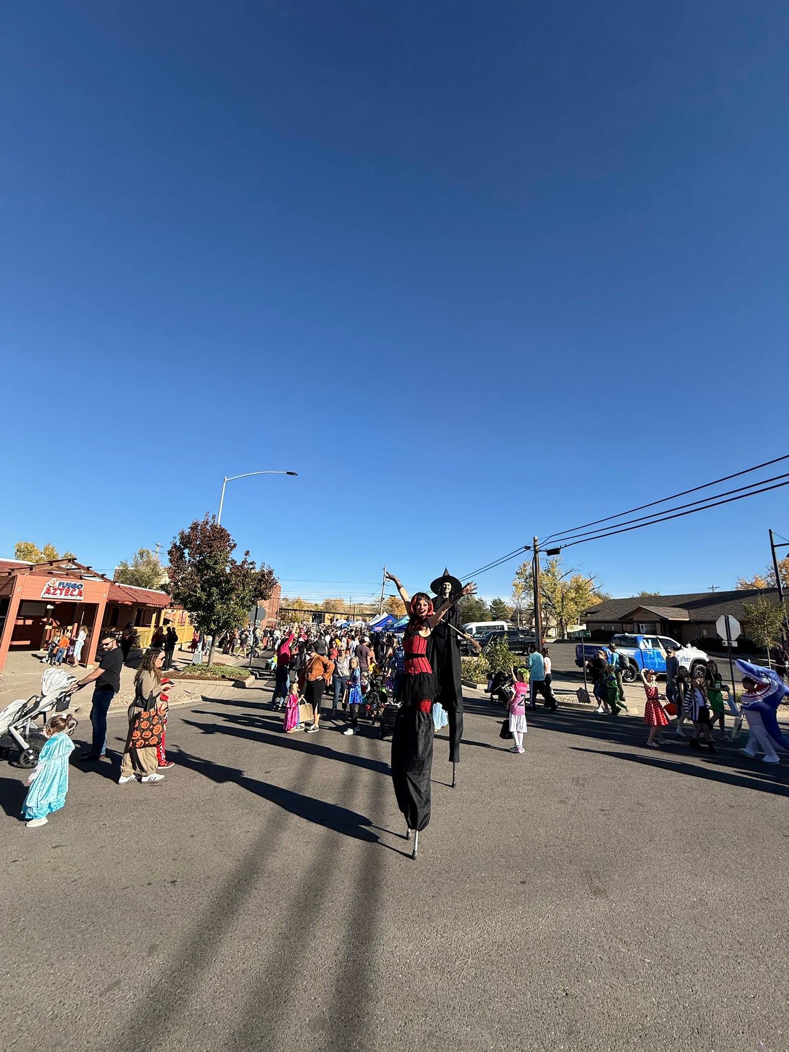 I was back for my 3rd “Boo! On Briggs Street” with the @eriecolorado I provided DJ, MC & Sound for the festival. They had a huge turnout with the amazing weather! 6 speakers, 4 subs. 2 Speakers wirelessly ou about 200 feet from on both sides from where I was. Ran main setup (4 tops & 4 subs) completely off battery power!