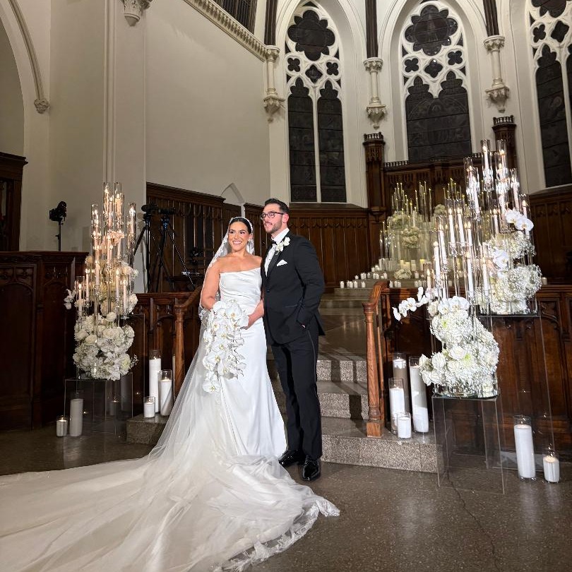 We’re still floating on cloud nine after designing the florals and candlelight for this breathtaking wedding at St. James 1868 Event Venue. We loved bringing the couple’s vision to life - soft, romantic, and utterly unforgettable. Congratulations to the beautiful newlyweds! Here's to love, laughter and happily ever after!
@stjames1868