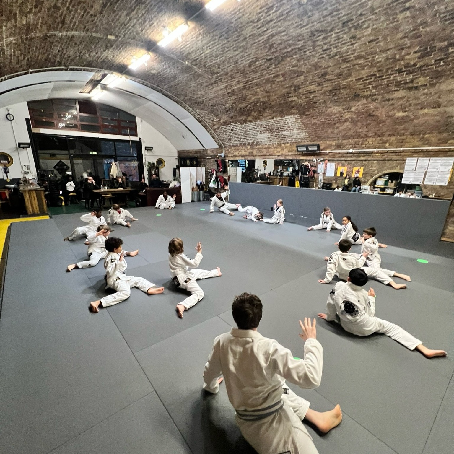 Our kids working on their mobility and flexibility during Class this week.
Our Kids' programme is more than just Jiujitsu technique - we help our students to improve physically AND mentally.
If you would like to try out a class with us for FREE click the link below:
https://legacy-martial-arts-london.gymdesk.com
#KidsBJJ #JiuJitsu #afterschoolactivities #MartialArtsForKids #CFSBJJ #CommunityBasedLearning #kidsactivities #ConfidenceforKids #Hoxton