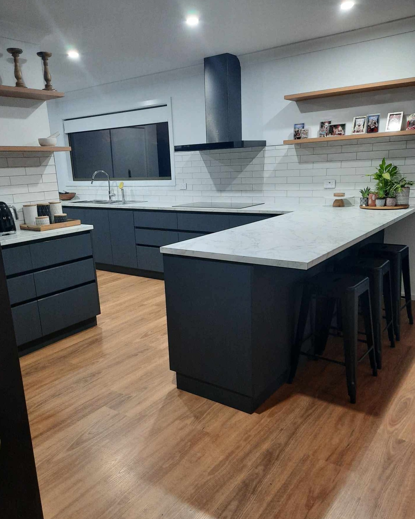 What began as a tight, dated kitchen that no longer worked for this family is now a modern space with open flow, functional storage and finishes that are built to last.
If youโre looking at your own kitchen thinking โitโs time", you're in the right place. We help you nail the design, choose the right finishes and bring it all together with quality workmanship from start to finish ๐จ
Shout out to our friends at @cd_joinery for the cabinetry ๐ฃ
๐ 0437 378 610
๐ง admin@islandbuildingsolutions.com.au