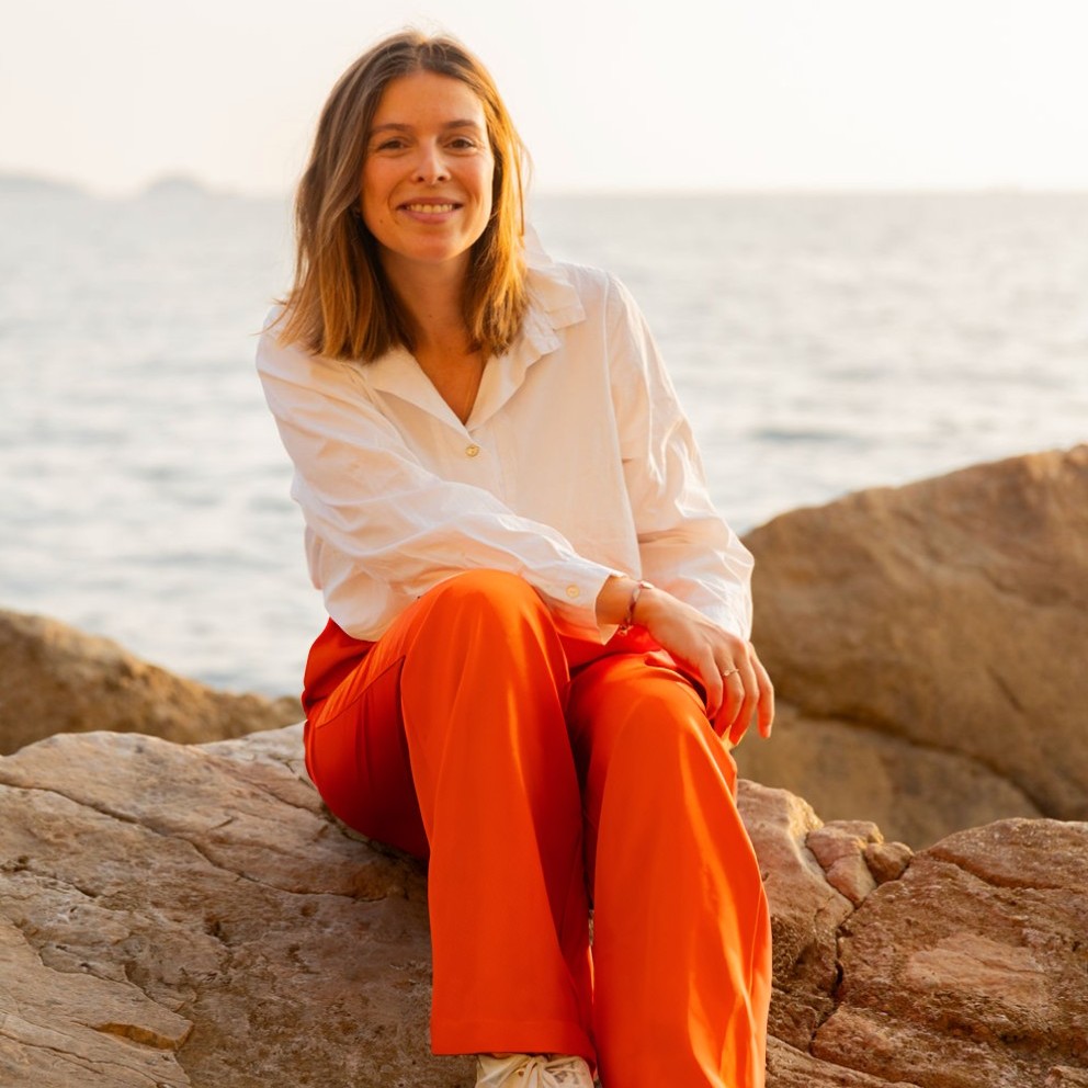 J’ai imaginé La Spatule pour célébrer ce que j’aime le plus : les tables qui rassemblent, les repas qui racontent quelque chose, et les moments qui restent.
Pour aller plus loin, j’ai passé mon CAP cuisine afin de comprendre les saveurs, les gestes, les détails qui font la différence. (cc @eloy_spinnler mon mentor dans cette certification !).
Mais au-delà de la technique, ce qui m’anime, ce sont les expériences de qualité : celles que l’on partage autour d’une table, entouré des bonnes personnes, dans une atmosphère chaleureuse et authentique.
#chefadomicile #gastronomie #tablegastronomique